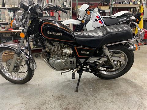 1985 Suzuki GN250 " VINTAGE" in Herculaneum, Missouri - Photo 2