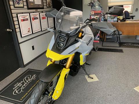 2023 Suzuki DL800DERC  V-STROM in Herculaneum, Missouri - Photo 3