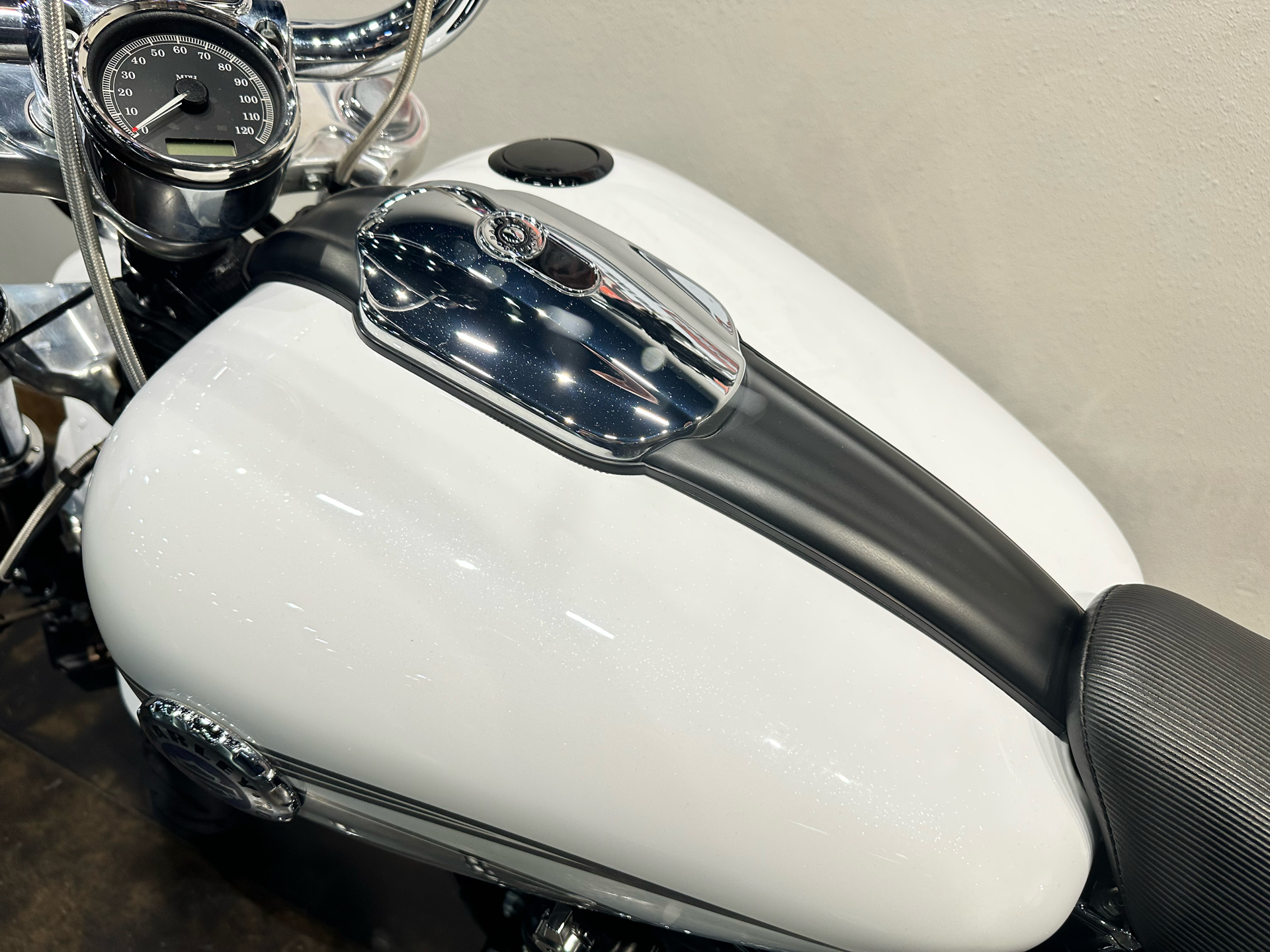 2016 Harley-Davidson Breakout® in Baton Rouge, Louisiana - Photo 19