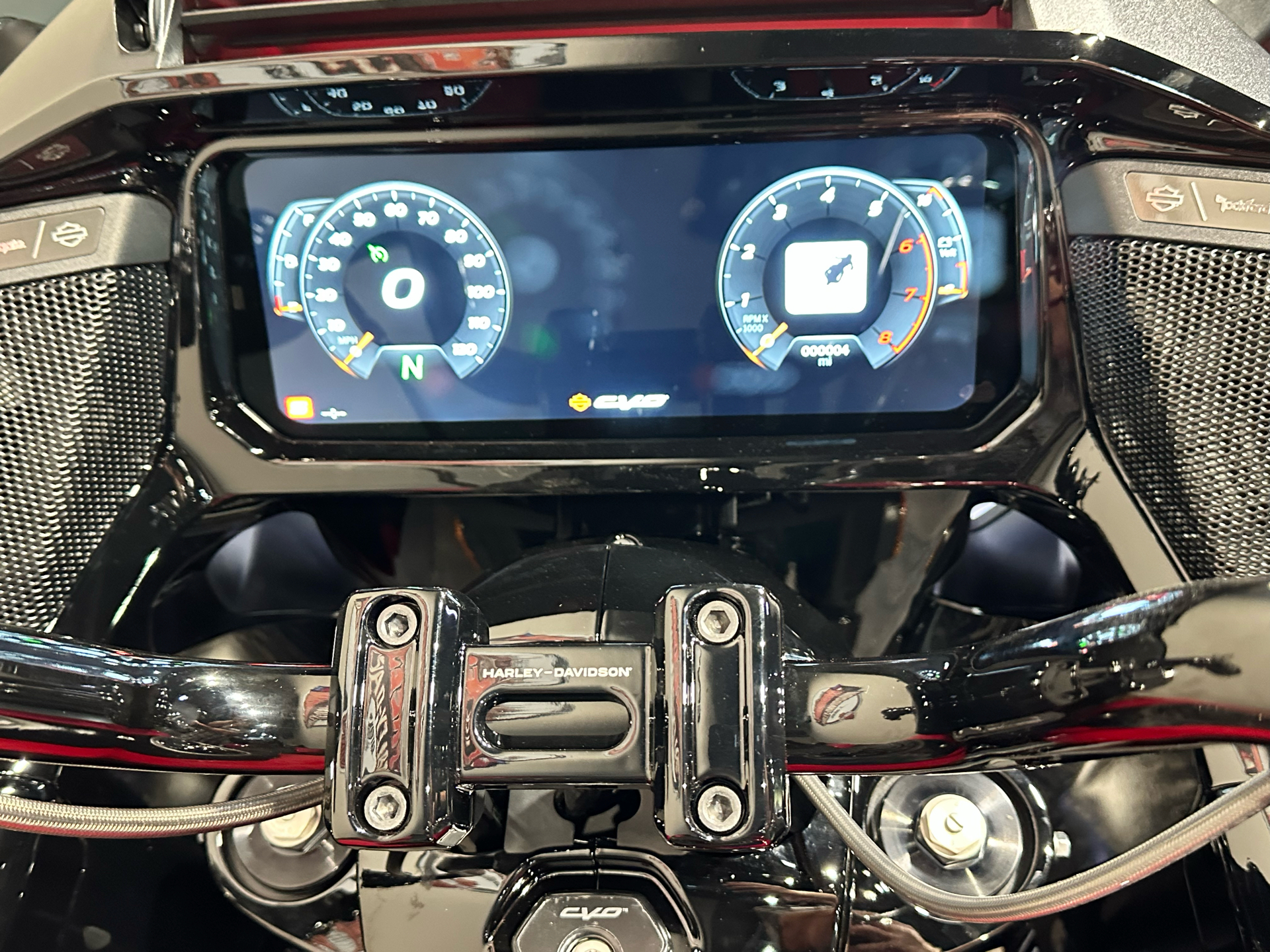 2025 Harley-Davidson CVO™ Road Glide® ST in Baton Rouge, Louisiana - Photo 18