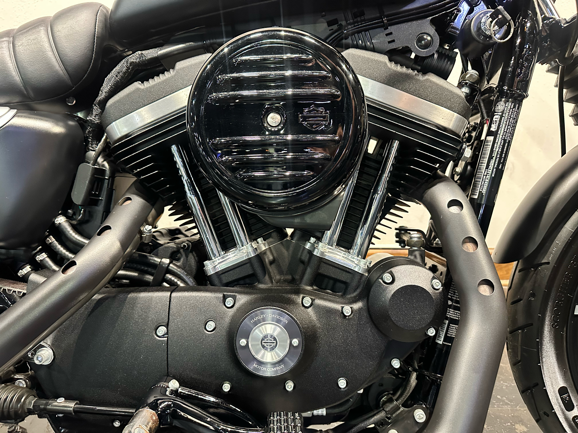 2020 Harley-Davidson Iron 883™ in Baton Rouge, Louisiana - Photo 8