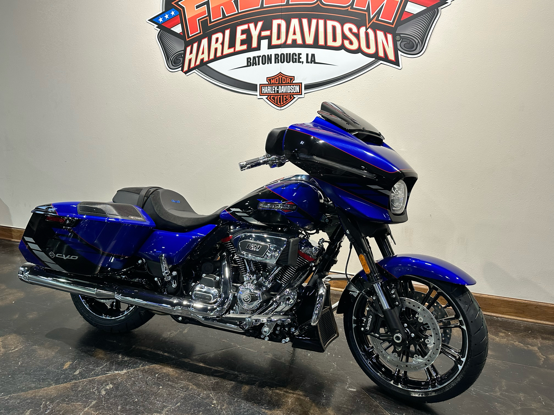 2025 Harley-Davidson CVO™ Street Glide® in Baton Rouge, Louisiana - Photo 2