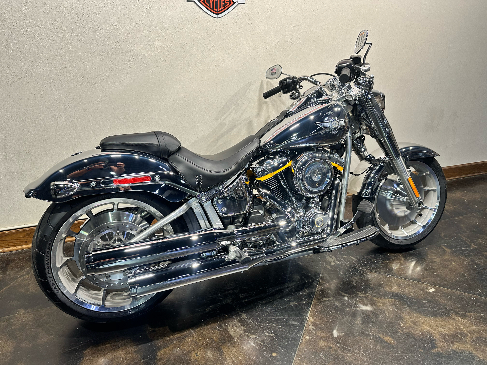 2025 Harley-Davidson Fat Boy® Gray Ghost in Baton Rouge, Louisiana - Photo 11