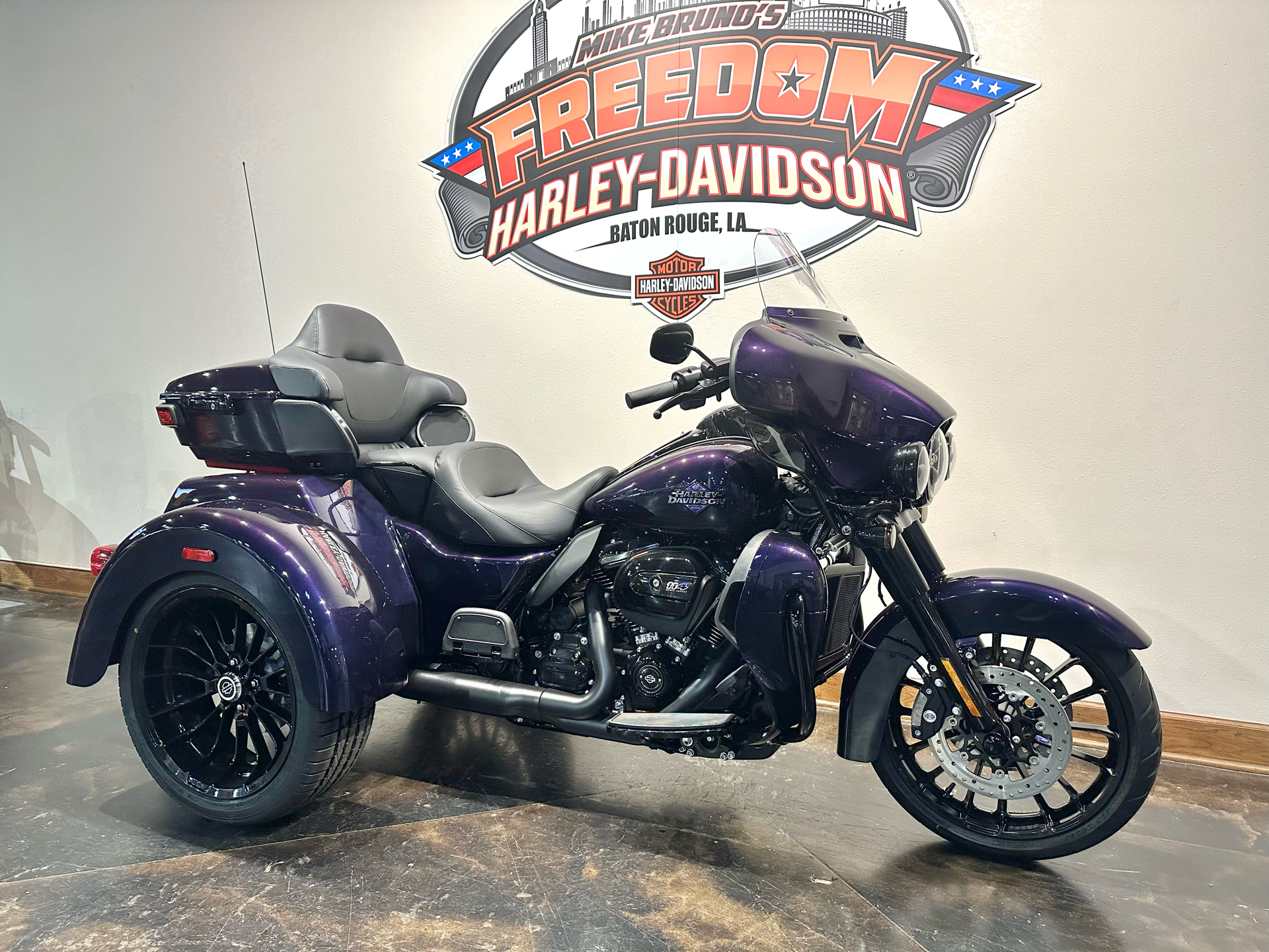 2025 Harley-Davidson Tri Glide® Ultra in Baton Rouge, Louisiana - Photo 2