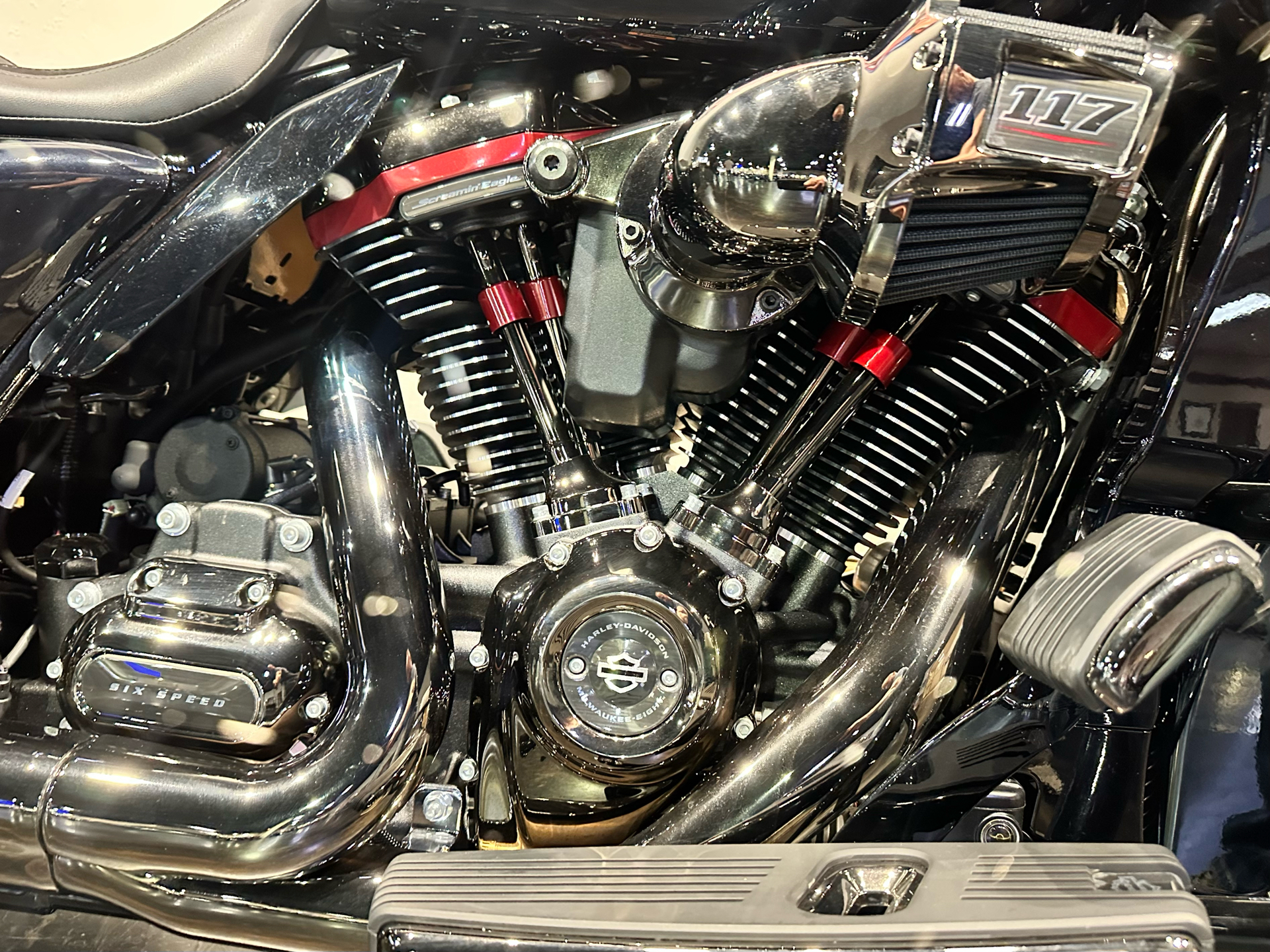 2022 Harley-Davidson CVO™ Road Glide® in Baton Rouge, Louisiana - Photo 9