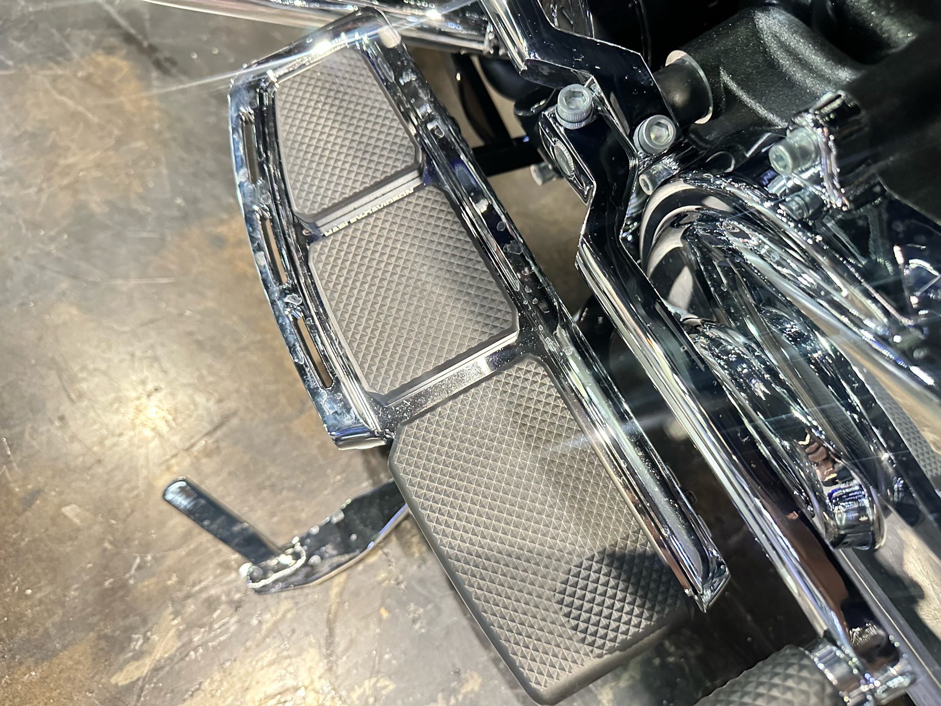 2025 Harley-Davidson CVO™ Road Glide® in Baton Rouge, Louisiana - Photo 36
