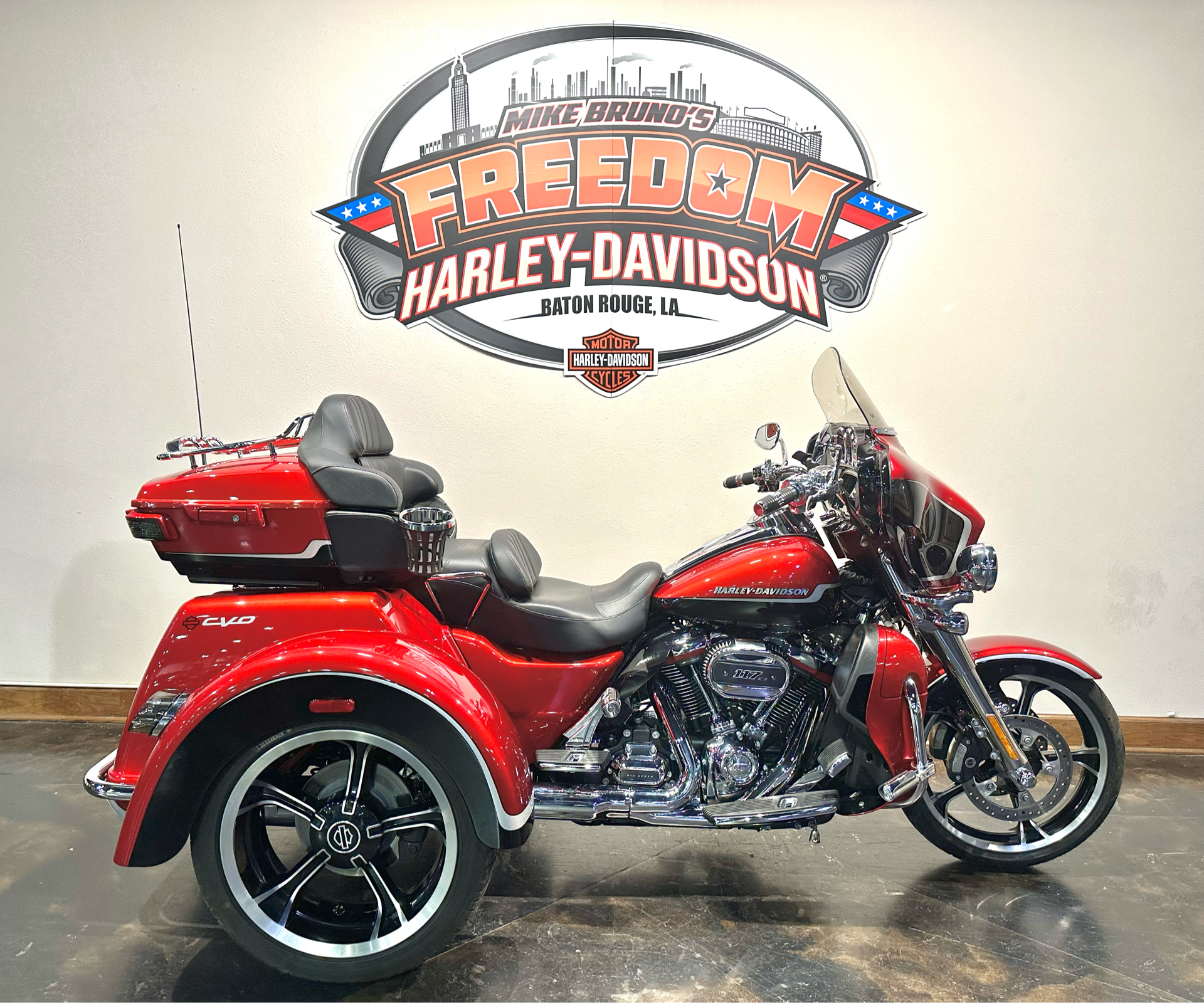 2021 Harley-Davidson CVO™ Tri Glide® in Baton Rouge, Louisiana - Photo 1