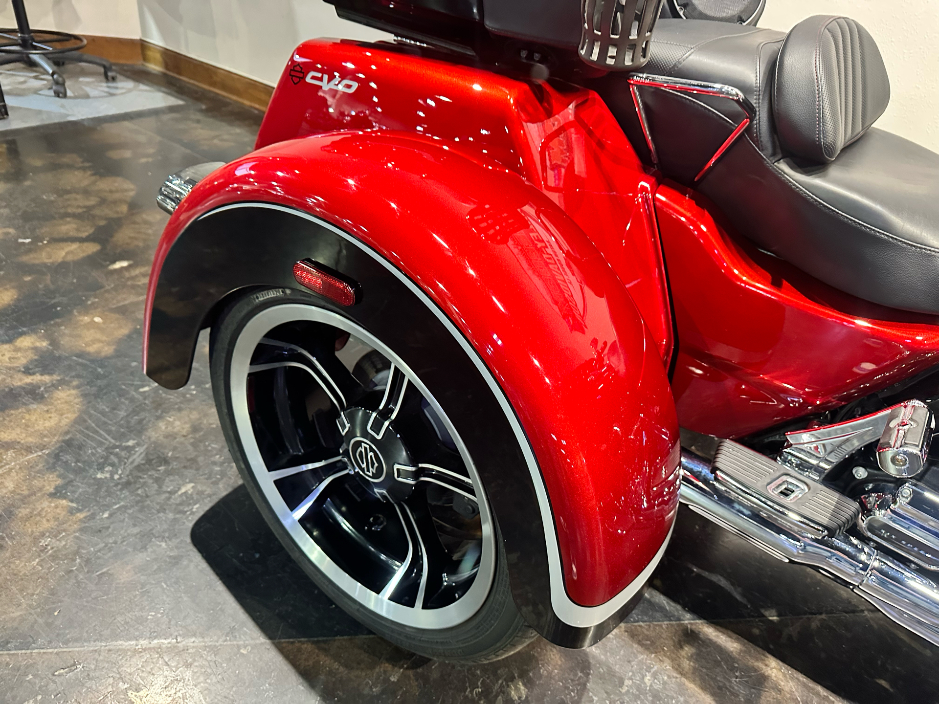 2021 Harley-Davidson CVO™ Tri Glide® in Baton Rouge, Louisiana - Photo 15
