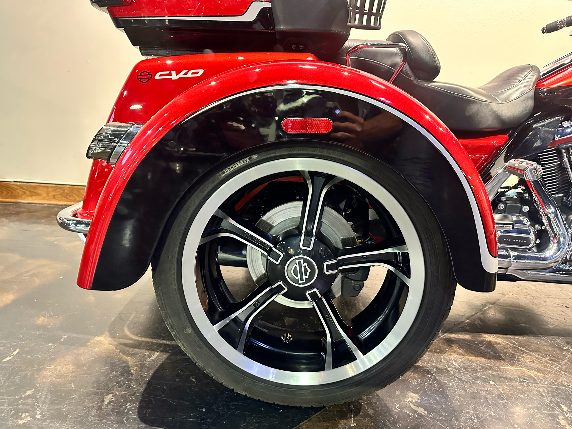 2021 Harley-Davidson CVO™ Tri Glide® in Baton Rouge, Louisiana - Photo 16