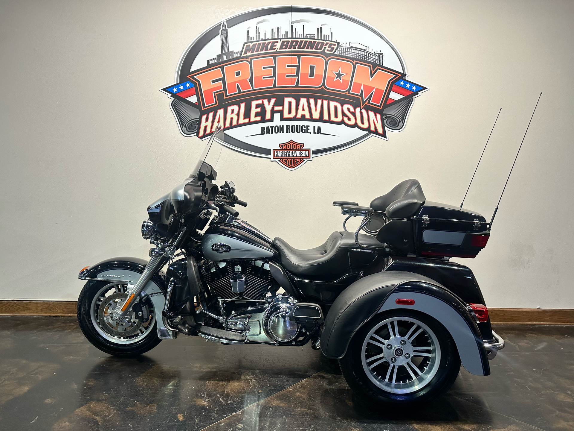 2013 Harley-Davidson Tri Glide® Ultra Classic® in Baton Rouge, Louisiana - Photo 16