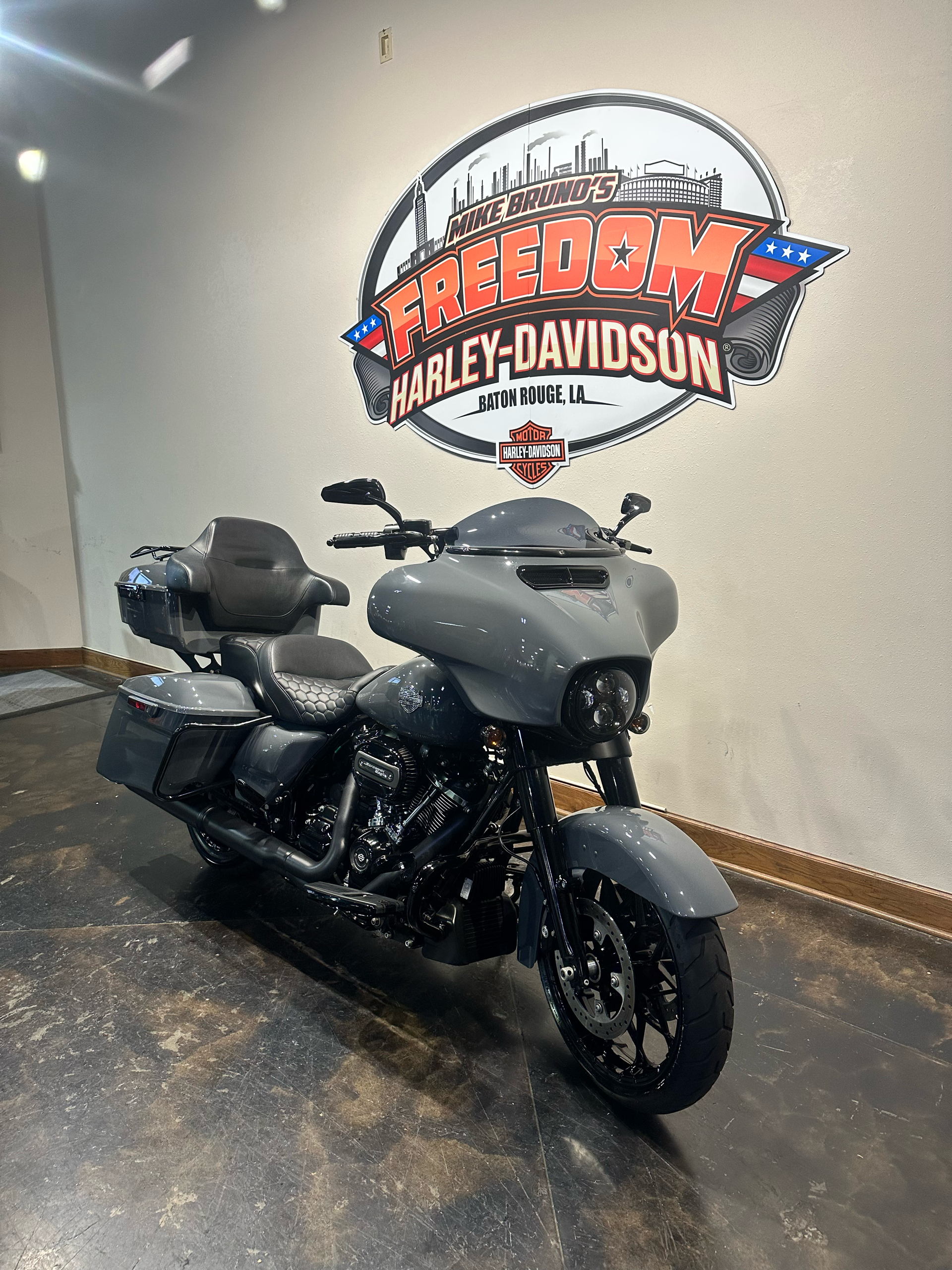 2022 Harley-Davidson Street Glide® Special in Baton Rouge, Louisiana - Photo 2
