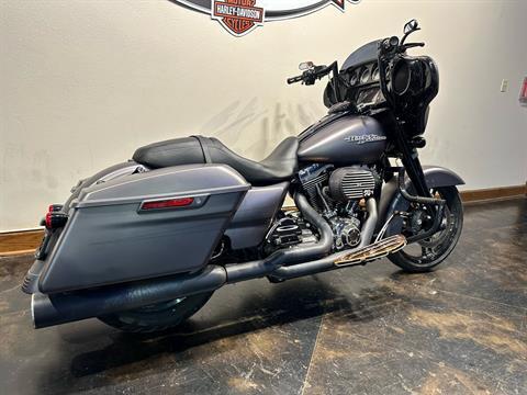 2016 Harley-Davidson Street Glide® Special in Baton Rouge, Louisiana - Photo 11