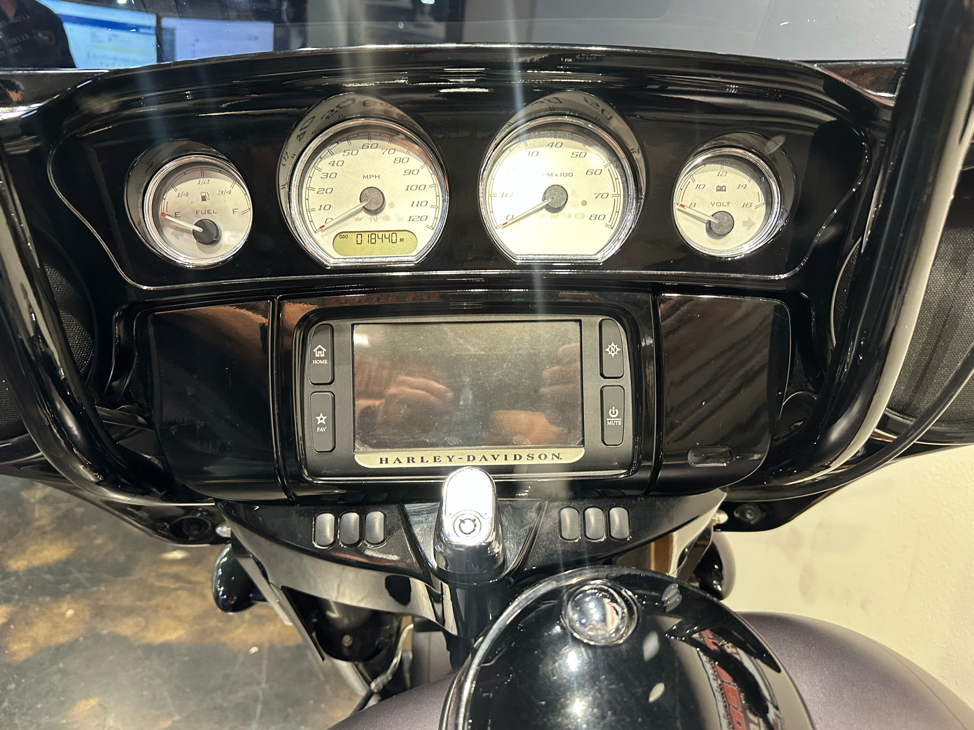 2016 Harley-Davidson Street Glide® Special in Baton Rouge, Louisiana - Photo 18