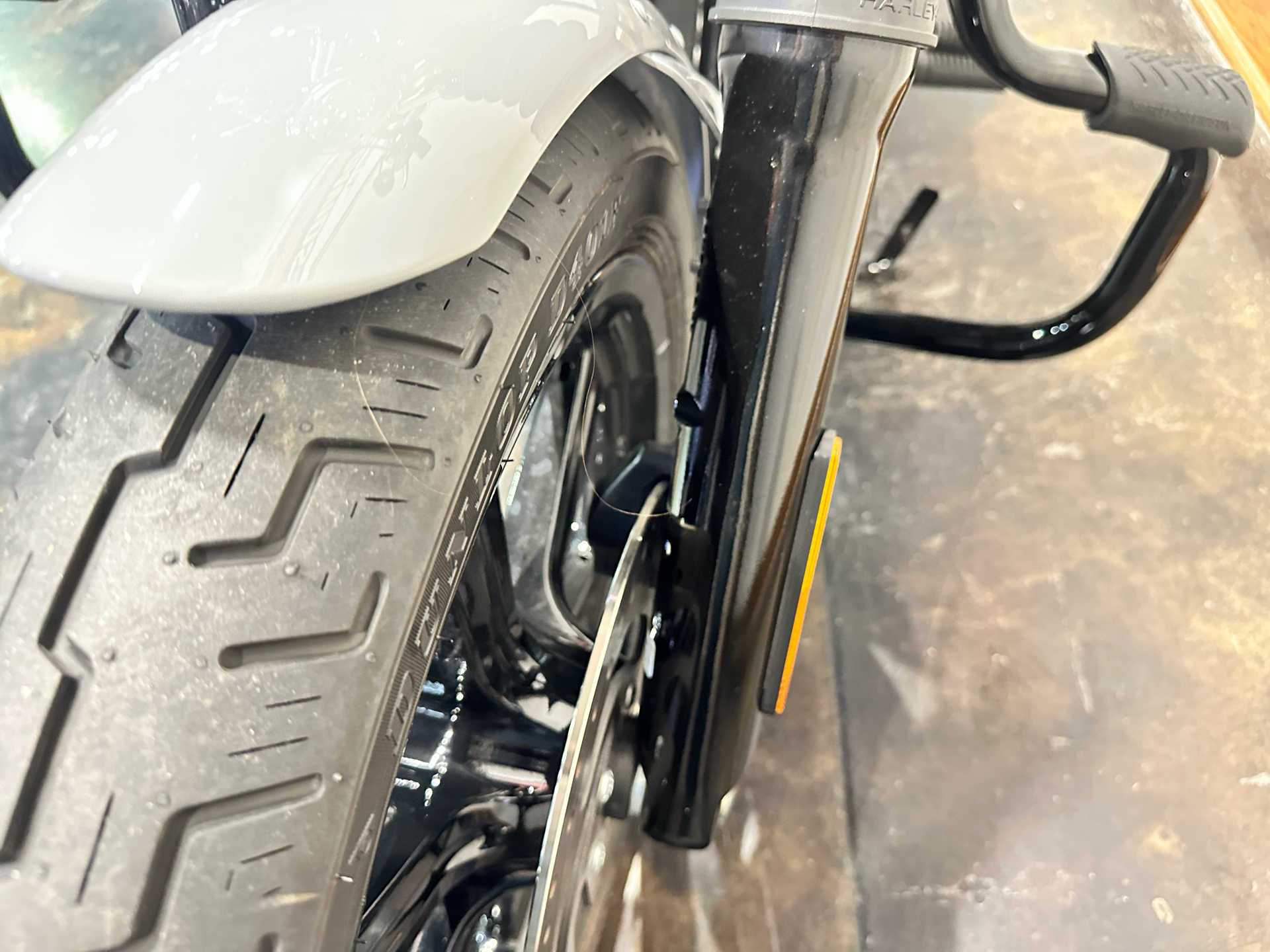 2025 Harley-Davidson Street Bob® in Baton Rouge, Louisiana - Photo 6