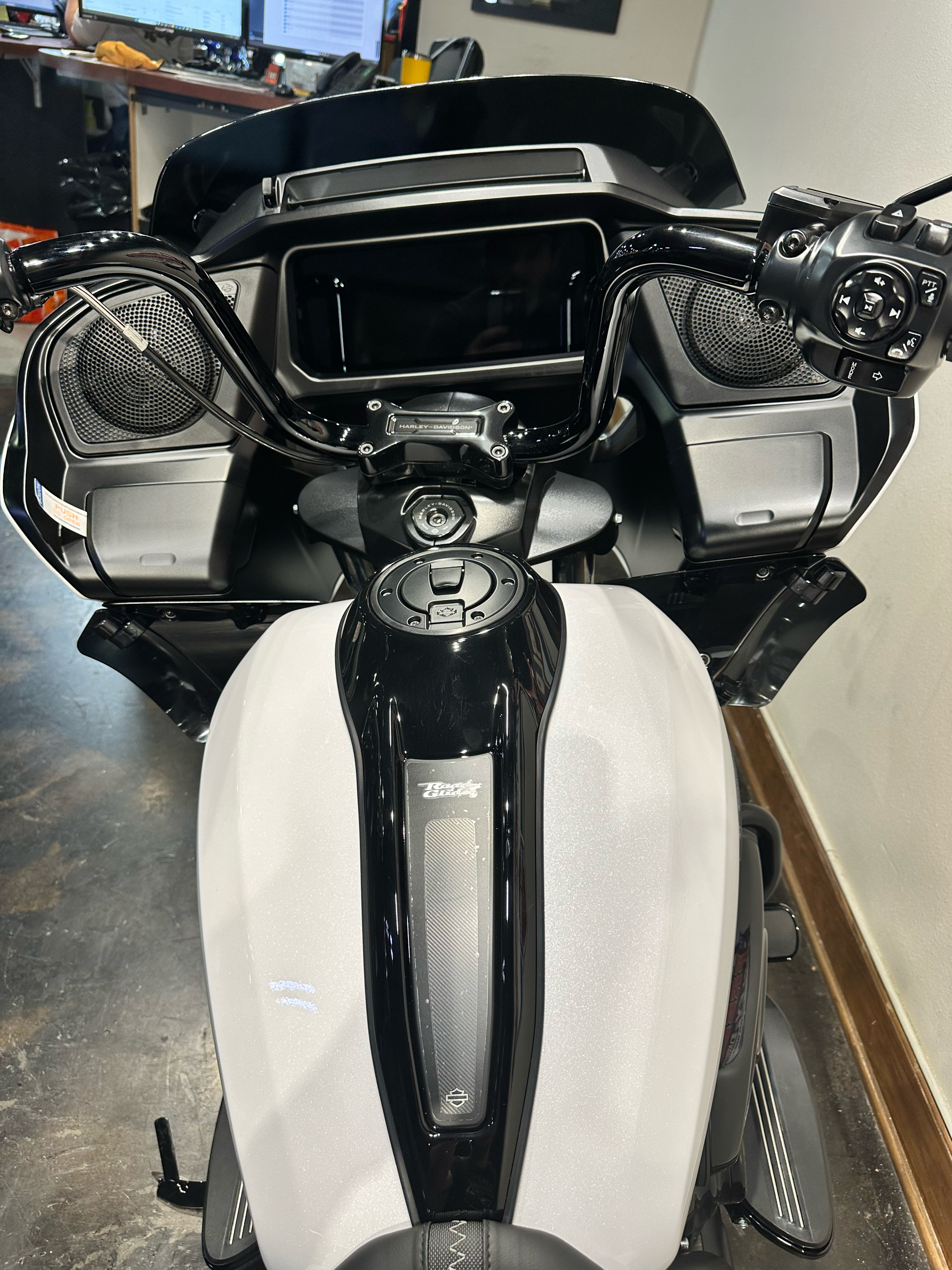 2025 Harley-Davidson Road Glide® in Baton Rouge, Louisiana - Photo 7