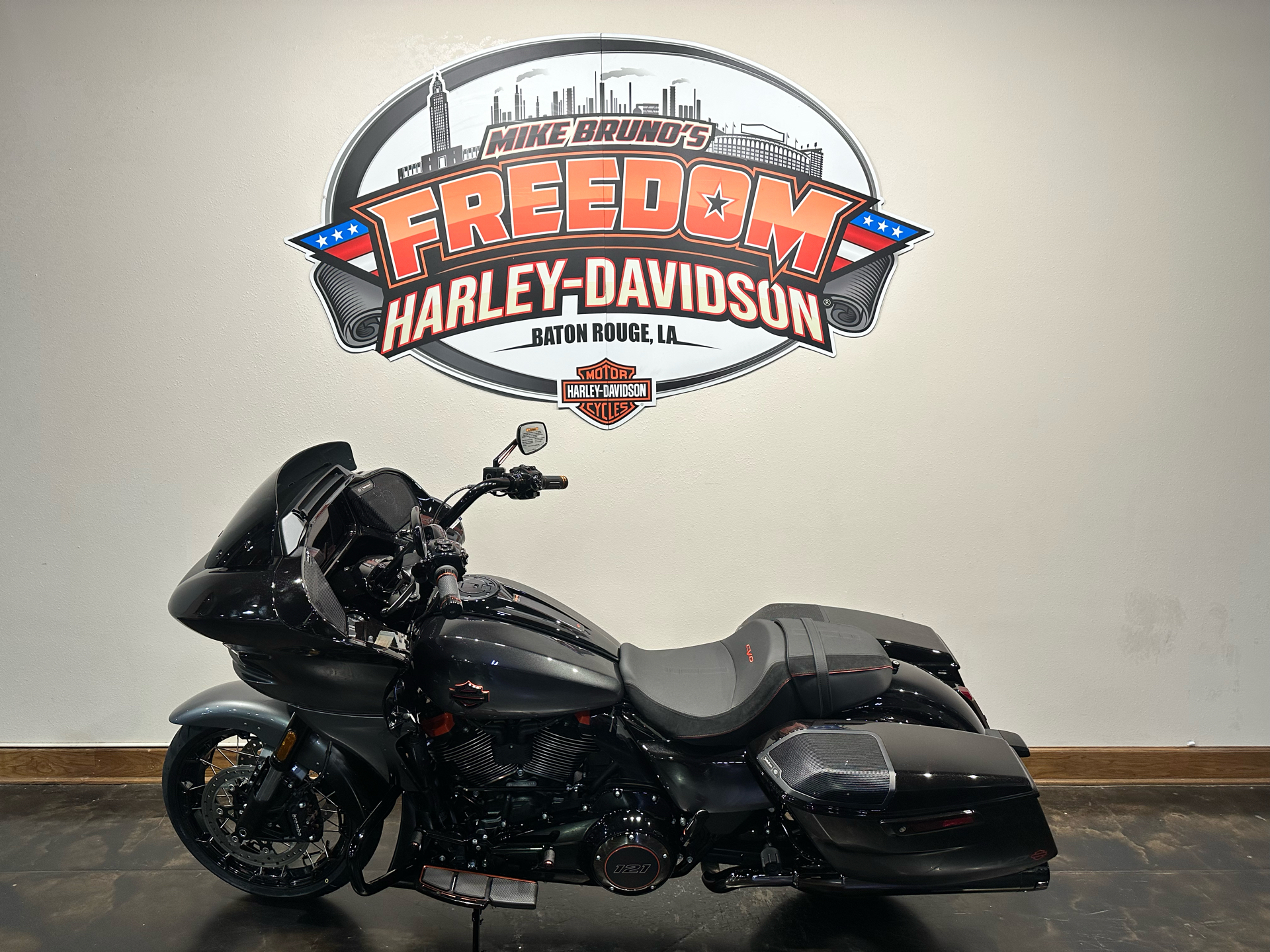 2025 Harley-Davidson CVO™ Road Glide® in Baton Rouge, Louisiana - Photo 9
