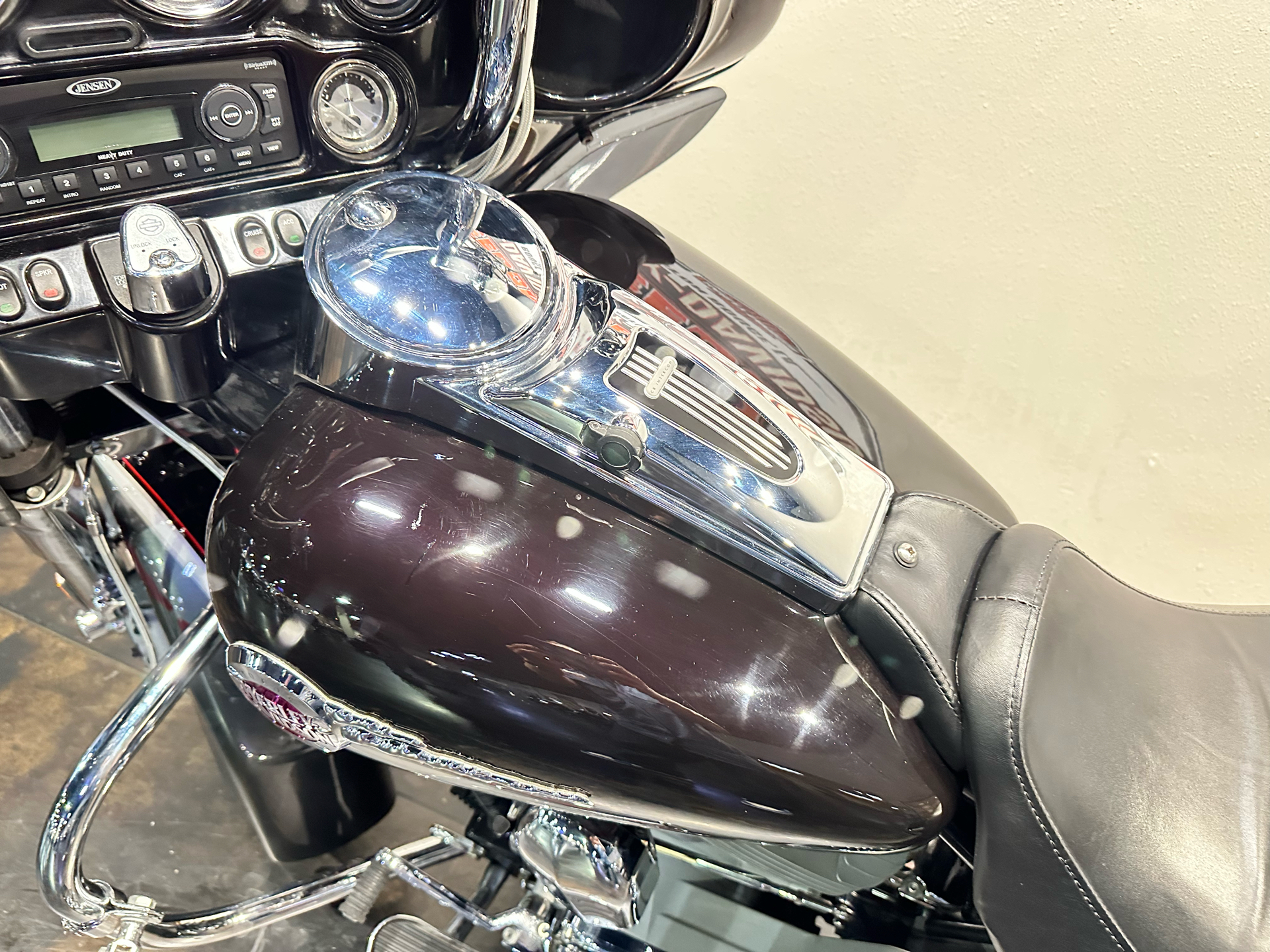2006 Harley-Davidson CVO™ Screamin' Eagle® Ultra Classic® Electra Glide® in Baton Rouge, Louisiana - Photo 18