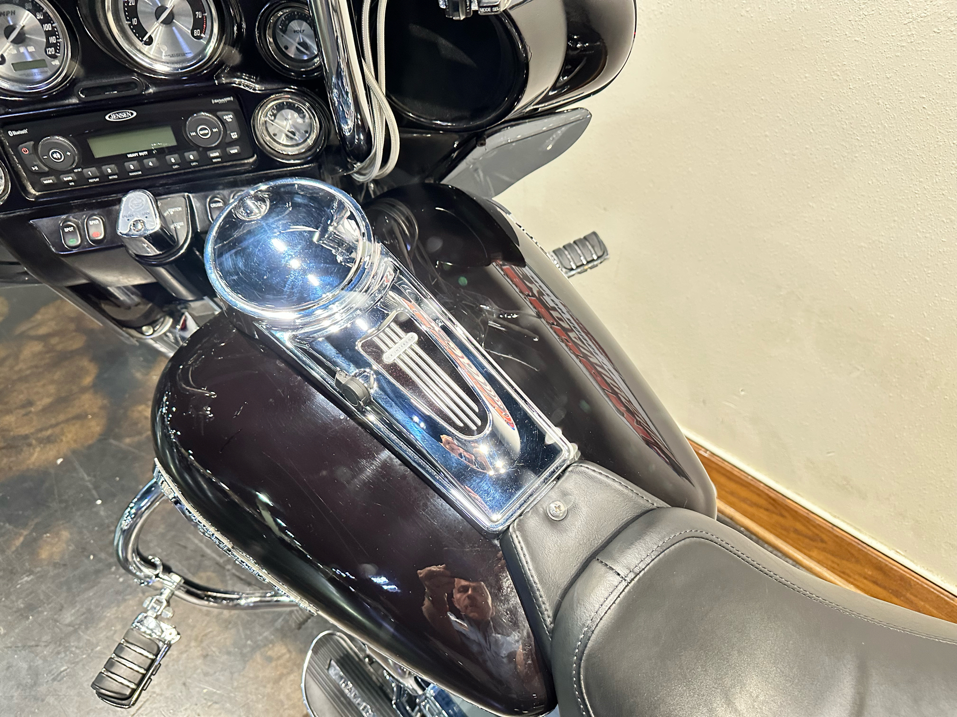 2006 Harley-Davidson CVO™ Screamin' Eagle® Ultra Classic® Electra Glide® in Baton Rouge, Louisiana - Photo 22