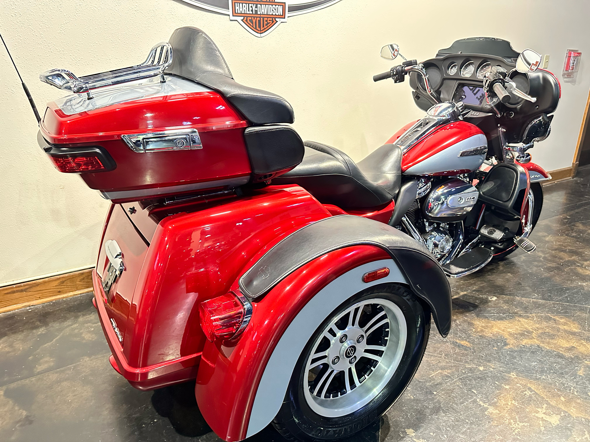 2019 Harley-Davidson Tri Glide® Ultra in Baton Rouge, Louisiana - Photo 12