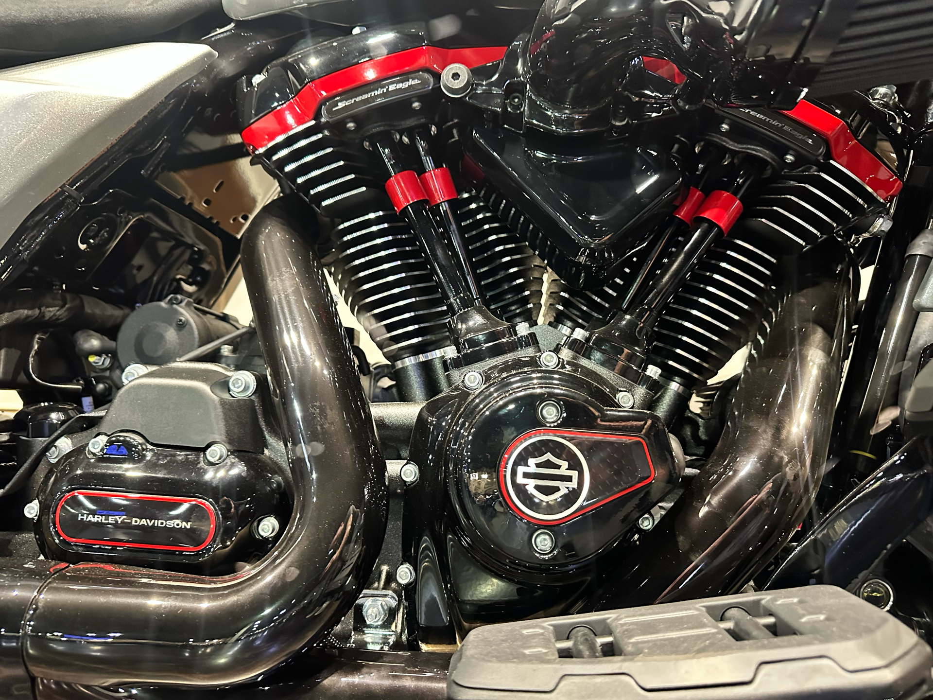 2025 Harley-Davidson CVO™ Road Glide® ST in Baton Rouge, Louisiana - Photo 13