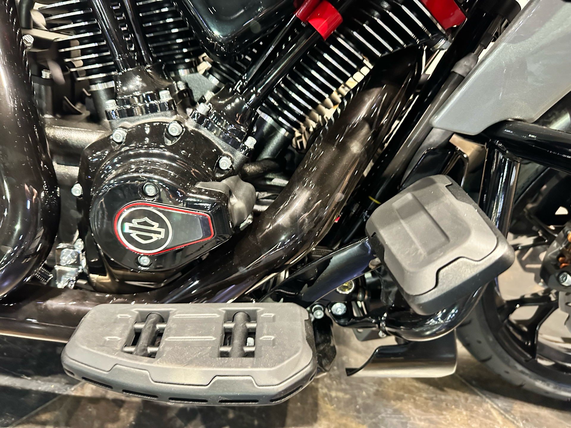 2025 Harley-Davidson CVO™ Road Glide® ST in Baton Rouge, Louisiana - Photo 14