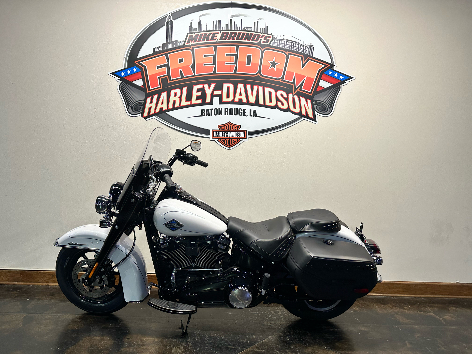 2025 Harley-Davidson Heritage Classic in Baton Rouge, Louisiana - Photo 18