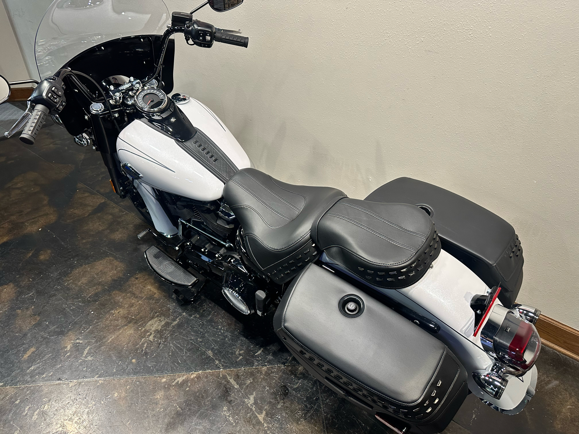 2025 Harley-Davidson Heritage Classic in Baton Rouge, Louisiana - Photo 26