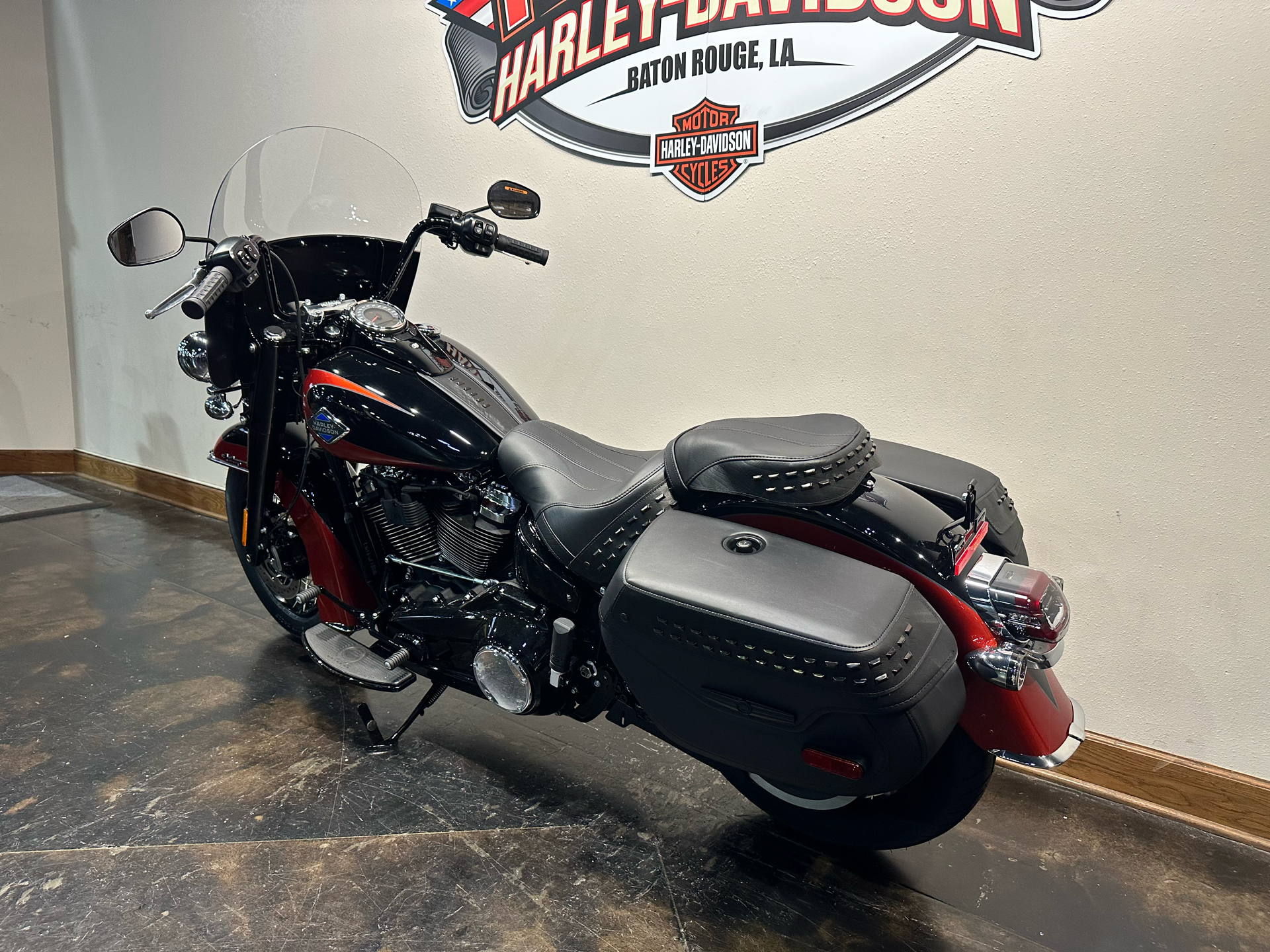 2025 Harley-Davidson Heritage Classic in Baton Rouge, Louisiana - Photo 12