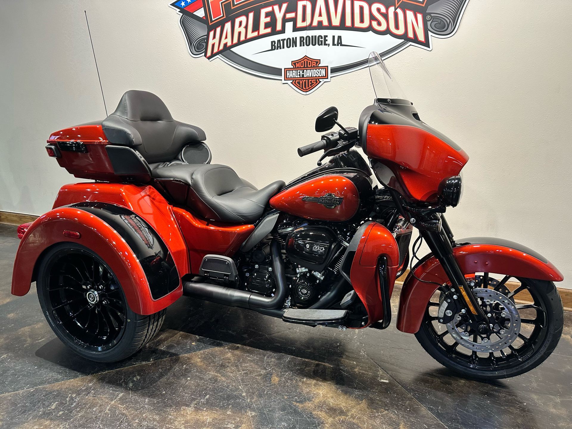 2025 Harley-Davidson Tri Glide® Ultra in Baton Rouge, Louisiana - Photo 2