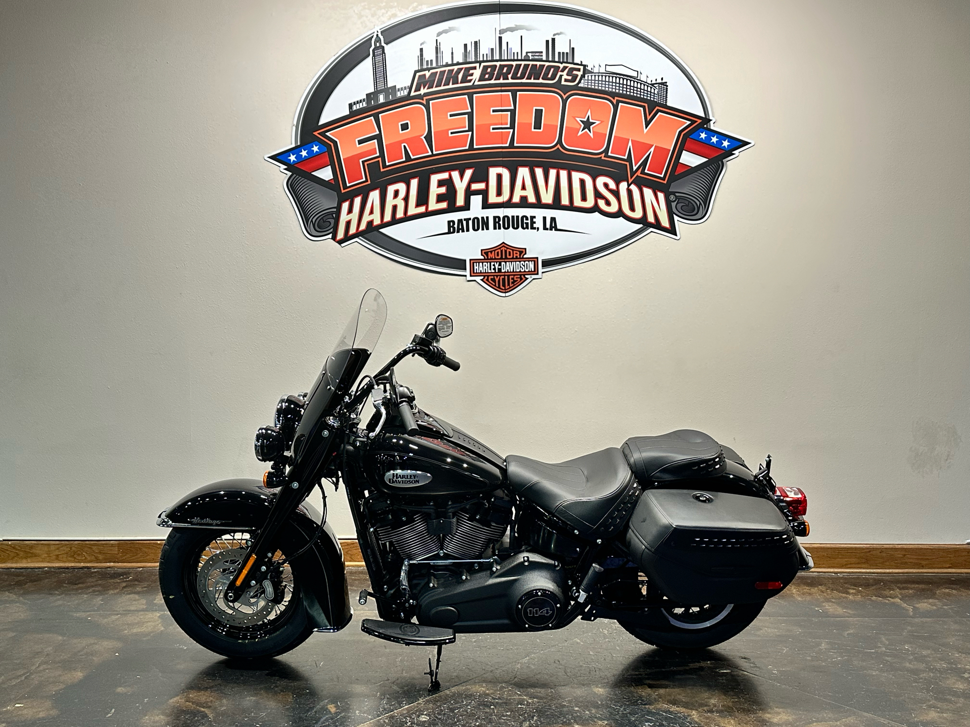 2024 Harley-Davidson Heritage Classic 114 in Baton Rouge, Louisiana - Photo 2