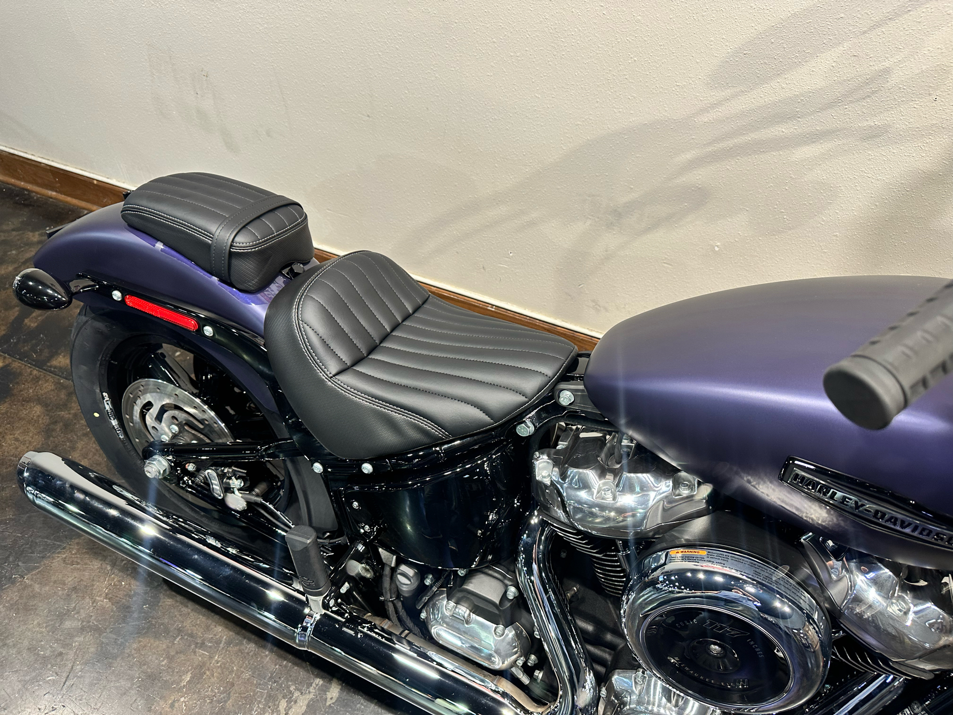 2025 Harley-Davidson Street Bob® in Baton Rouge, Louisiana - Photo 6
