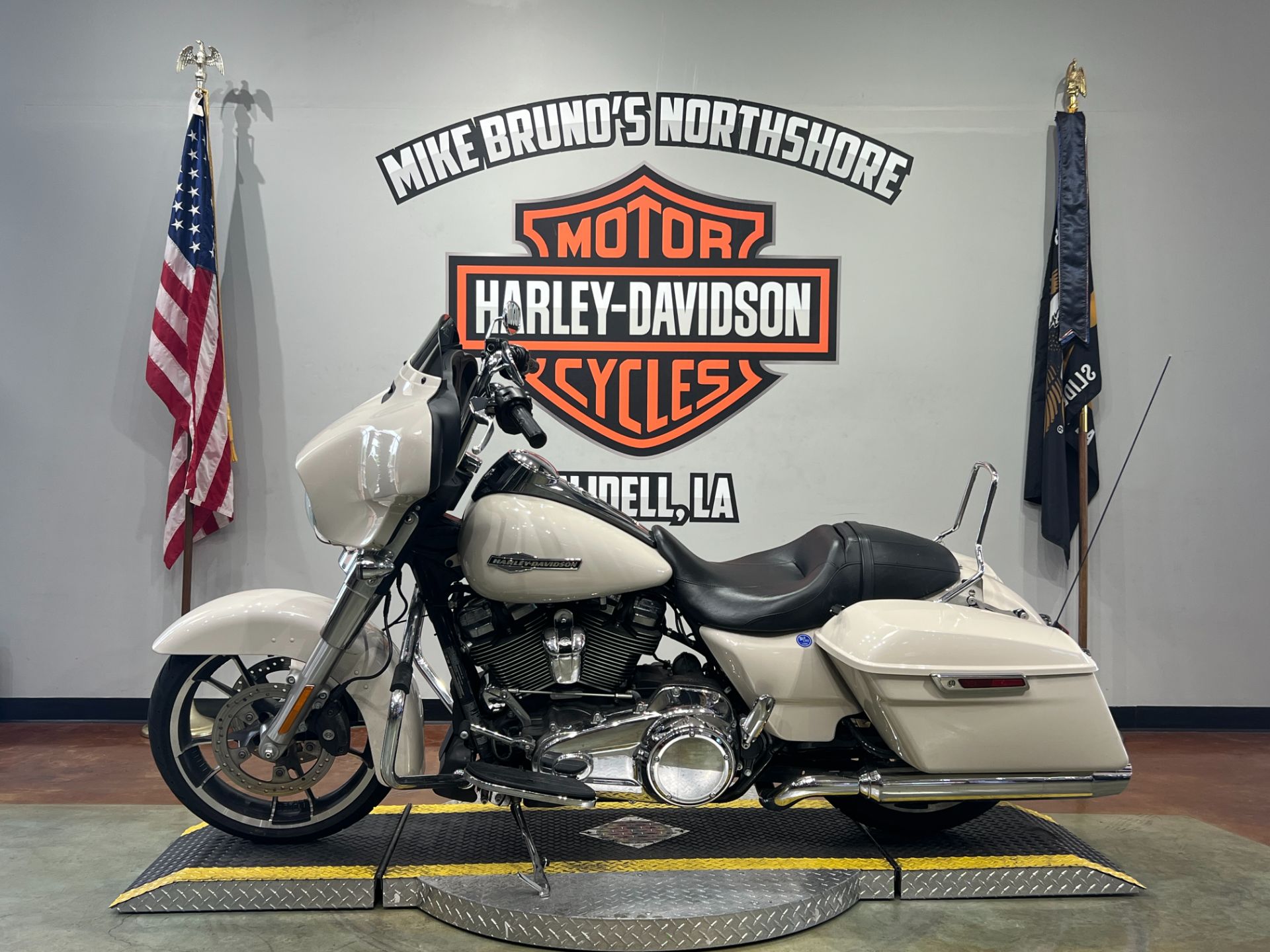2022 Harley-Davidson Street Glide® in Slidell, Louisiana - Photo 5