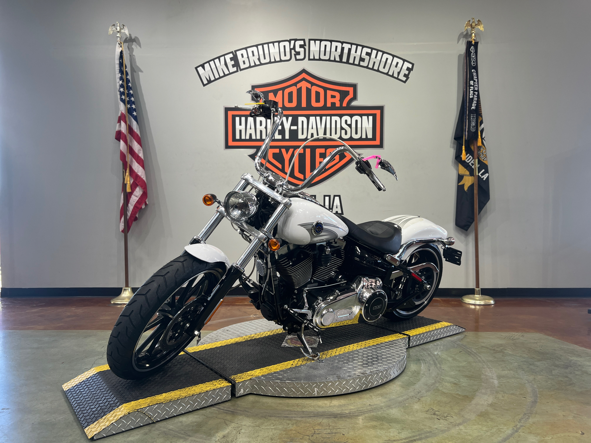 2016 Harley-Davidson Breakout® in Slidell, Louisiana - Photo 4