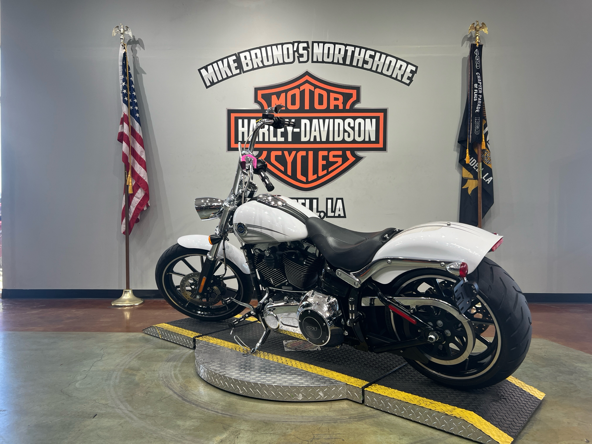 2016 Harley-Davidson Breakout® in Slidell, Louisiana - Photo 6
