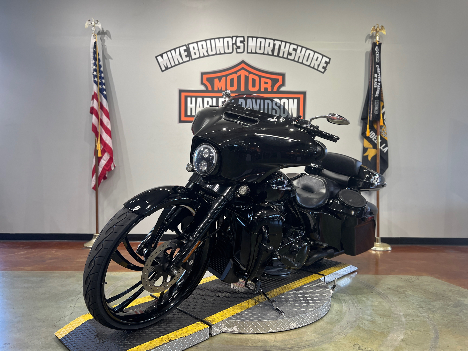 2018 Harley-Davidson Street Glide® Special in Slidell, Louisiana - Photo 4