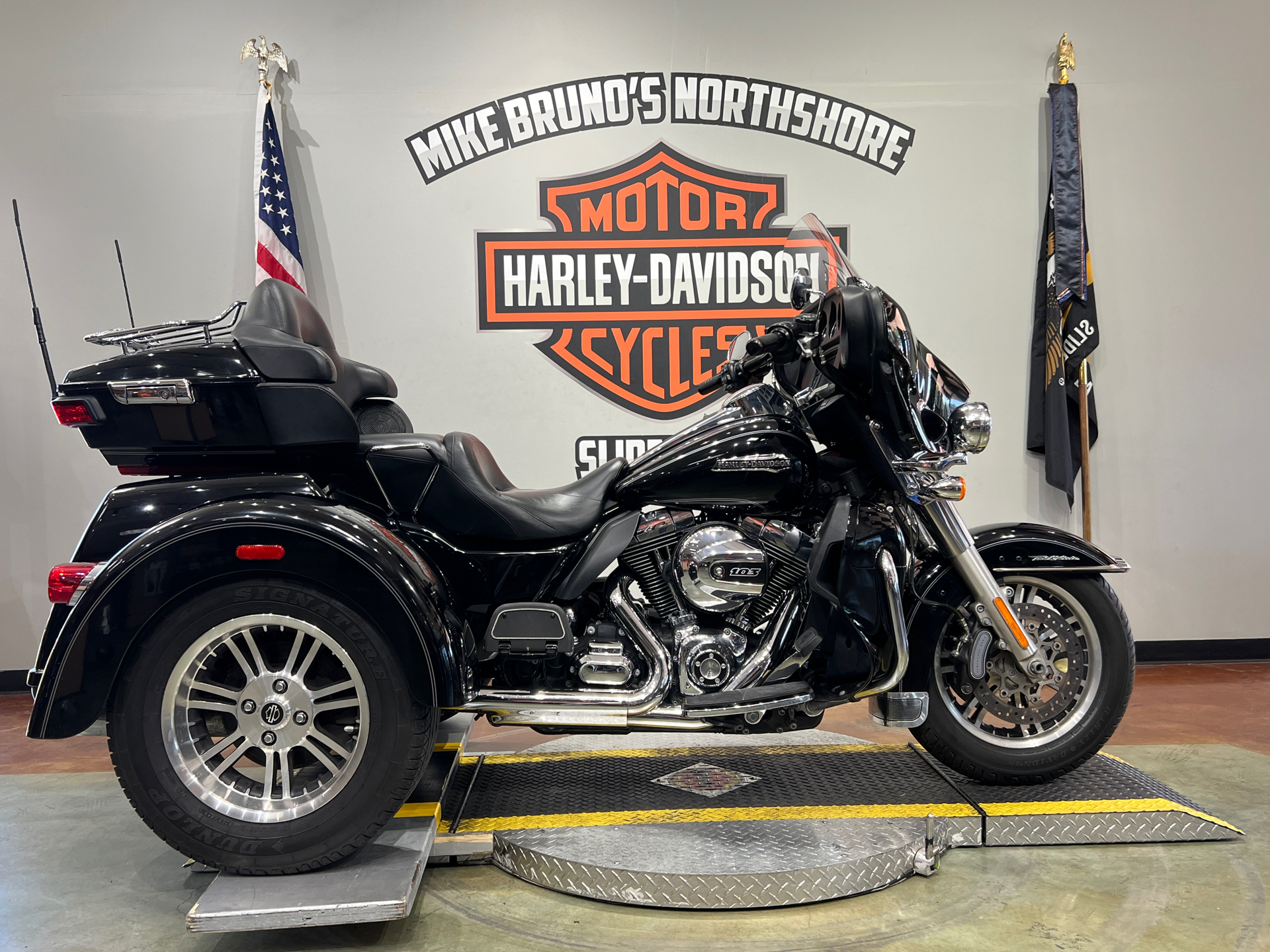 2015 Harley-Davidson Tri Glide® Ultra in Slidell, Louisiana - Photo 1