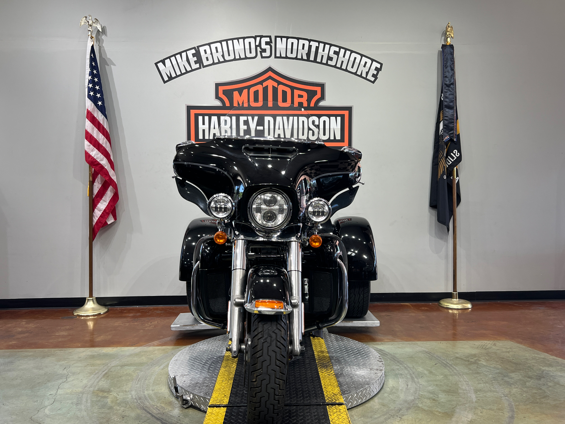 2015 Harley-Davidson Tri Glide® Ultra in Slidell, Louisiana - Photo 3