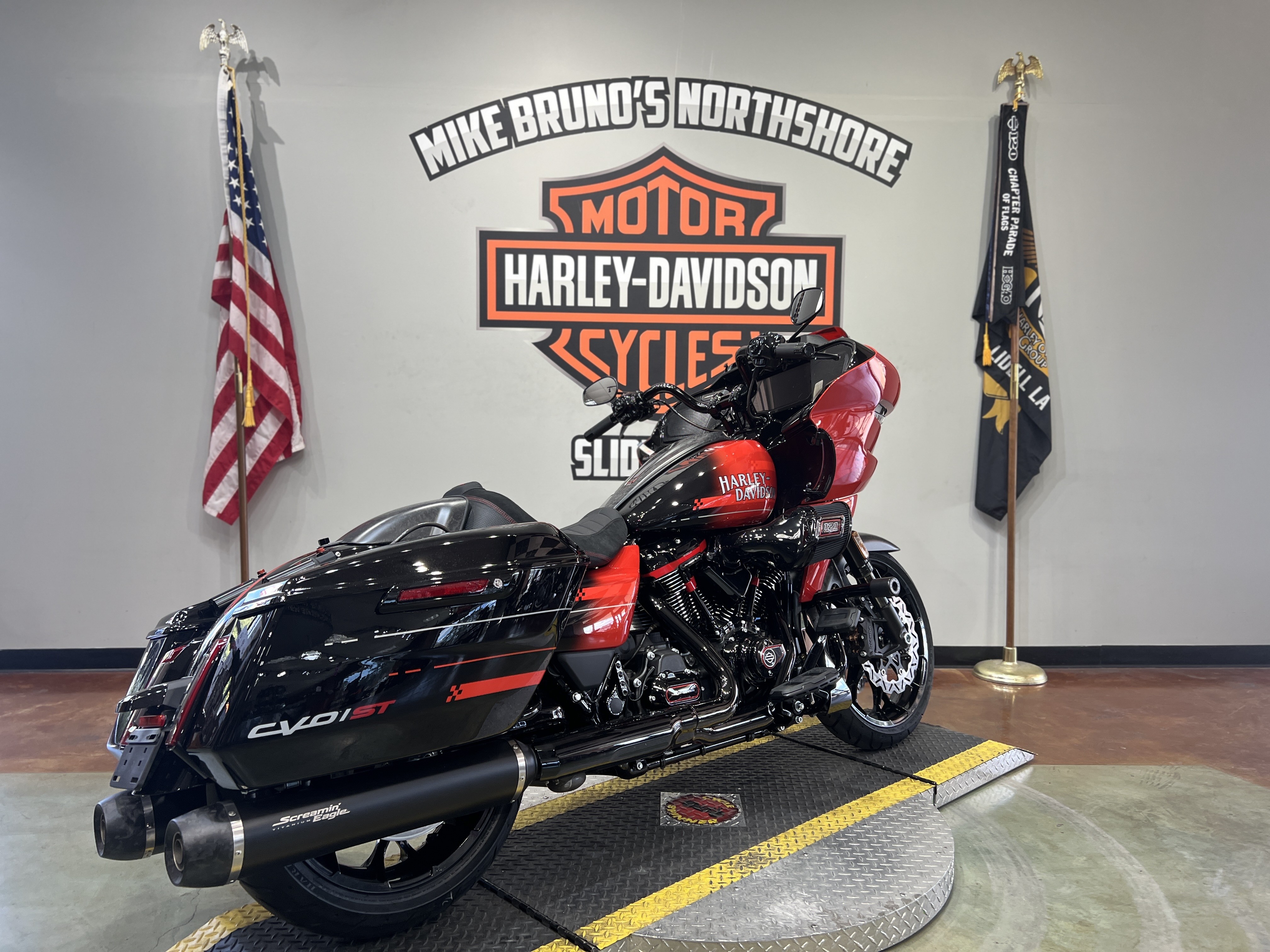 2026 Harley-Davidson CVO™ Road Glide® ST in Slidell, Louisiana - Photo 8