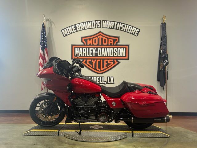 2025 Harley-Davidson CVO™ Road Glide® ST in Slidell, Louisiana - Photo 5