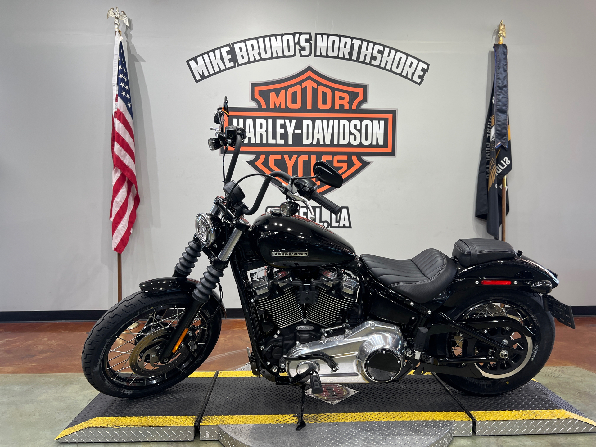 2025 Harley-Davidson Street Bob® in Slidell, Louisiana - Photo 4