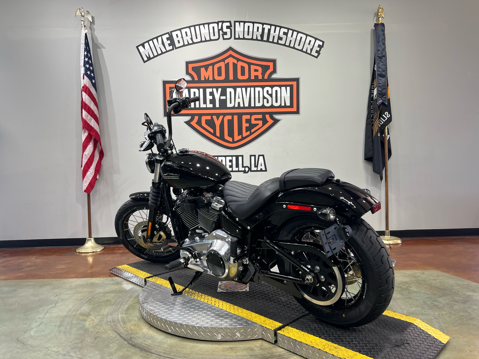 2025 Harley-Davidson Street Bob® in Slidell, Louisiana - Photo 5