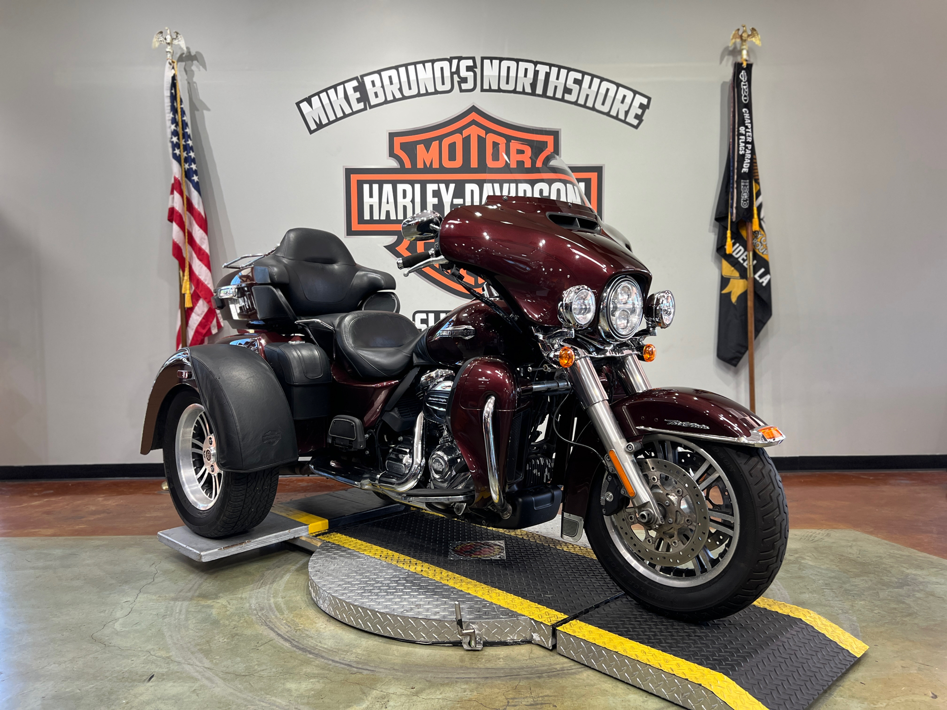 2019 Harley-Davidson Tri Glide® Ultra in Slidell, Louisiana - Photo 2