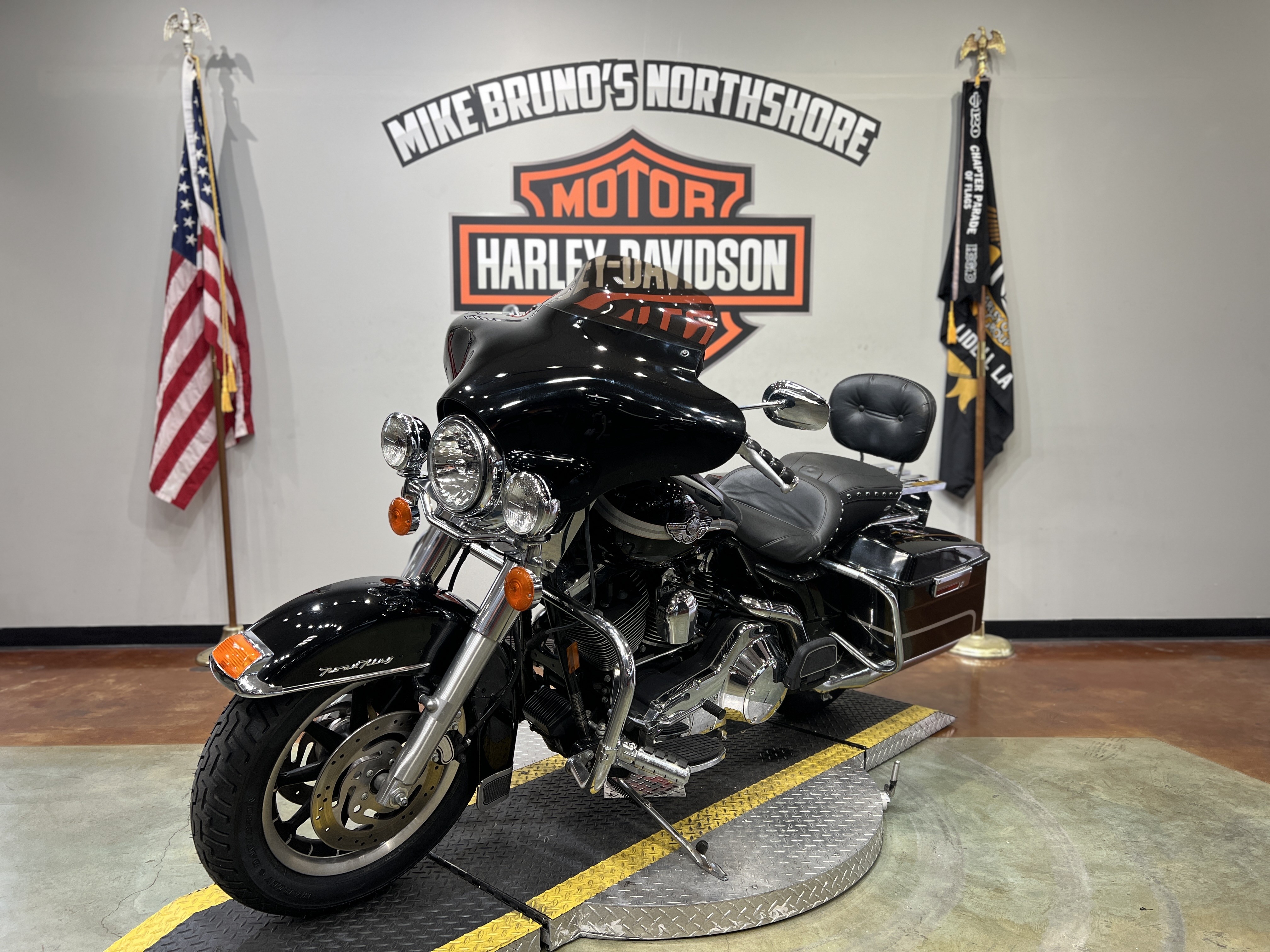 2003 Harley-Davidson FLHRCI Road King® Classic in Slidell, Louisiana - Photo 4