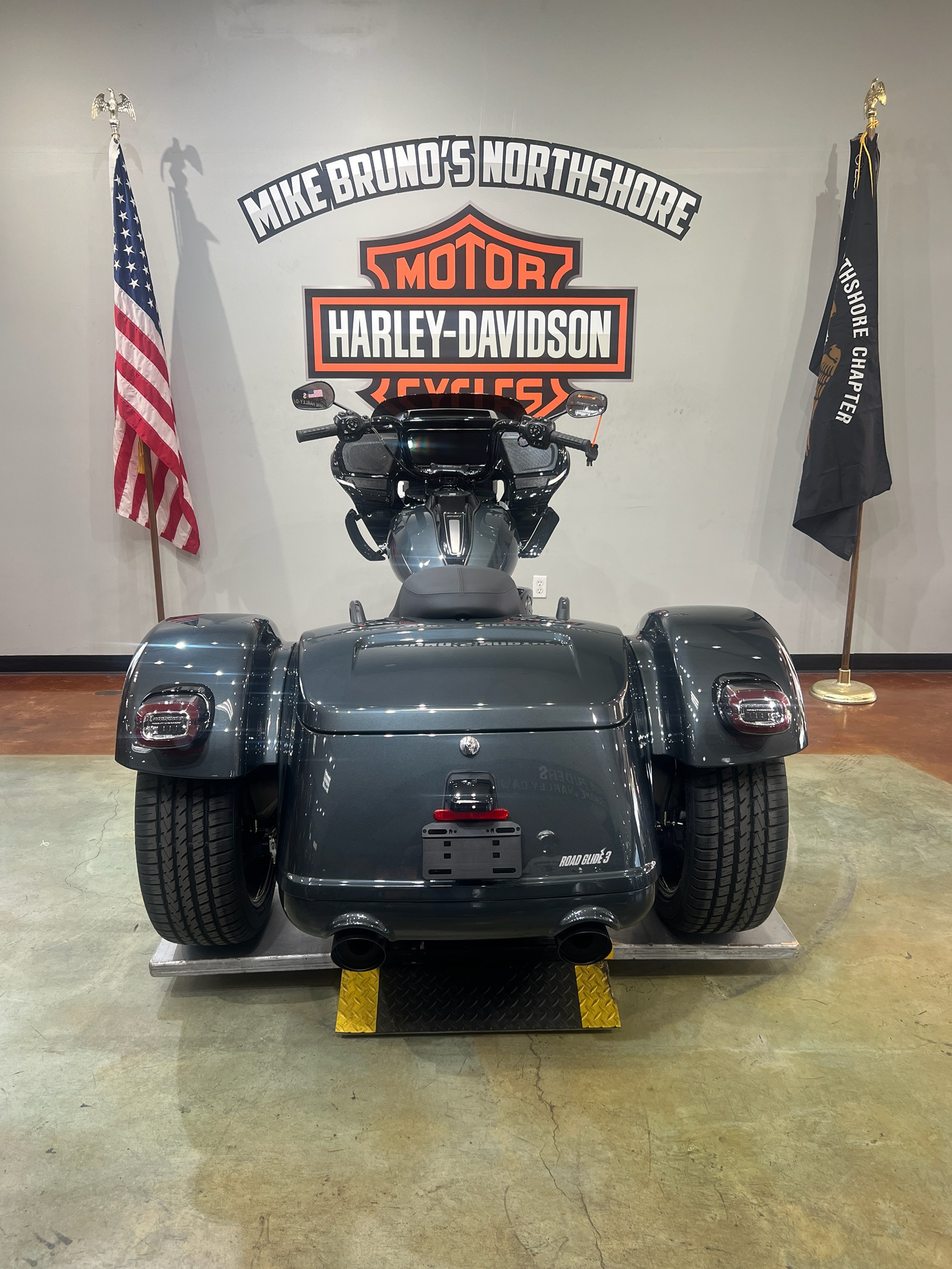 2026 Harley-Davidson Road Glide® 3 7