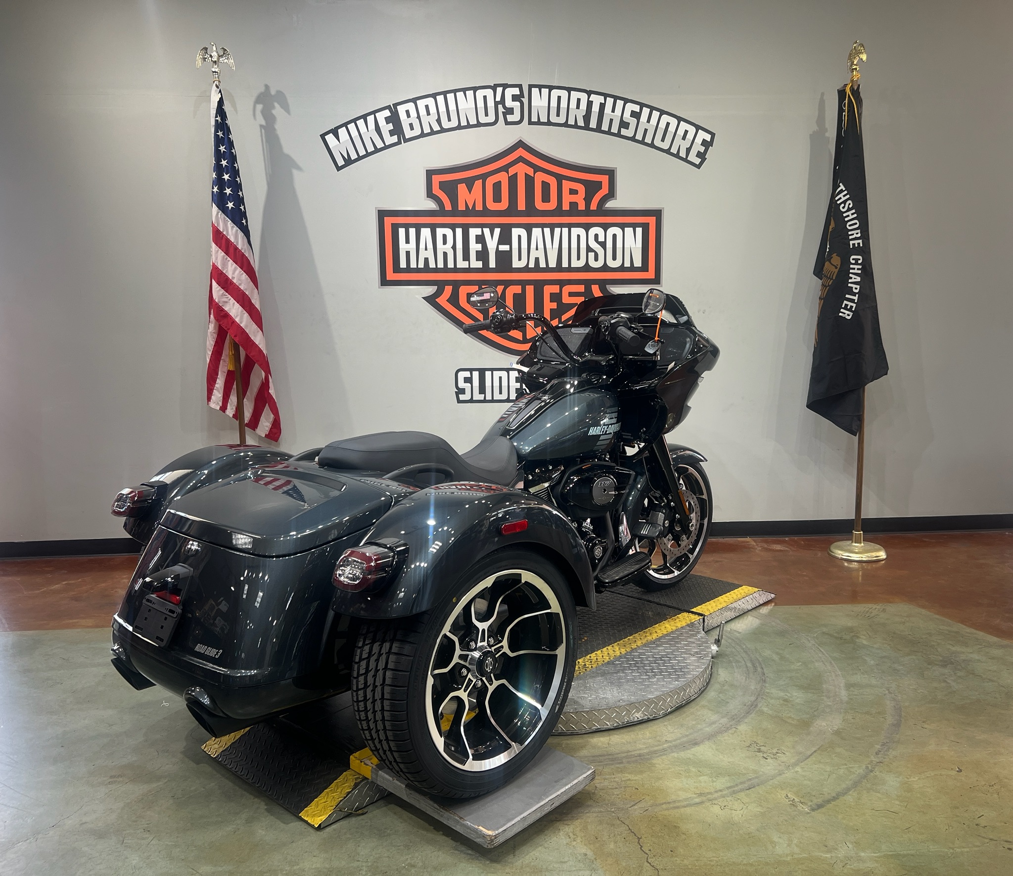 2026 Harley-Davidson Road Glide® 3 8