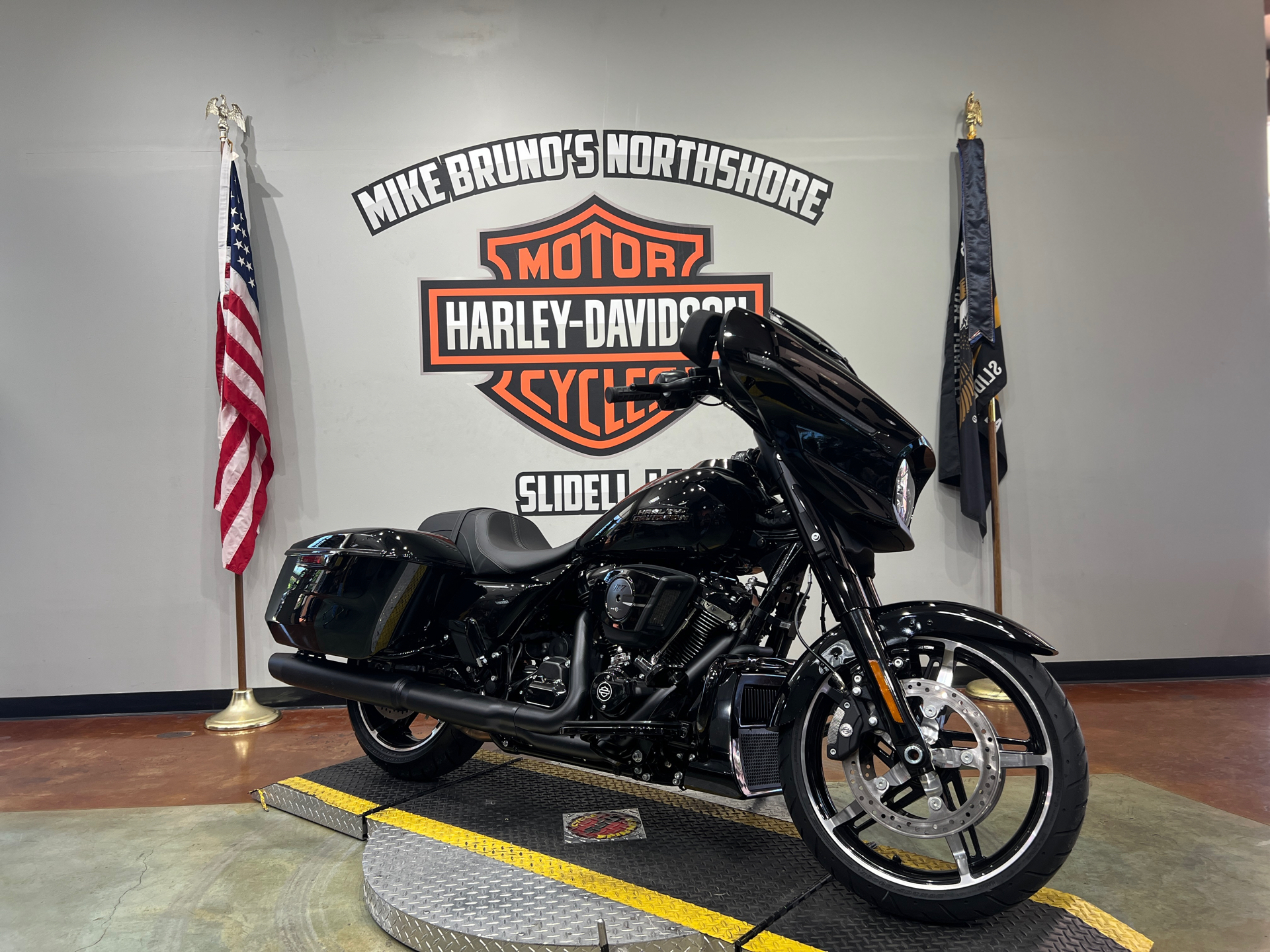 2025 Harley-Davidson Street Glide® in Slidell, Louisiana - Photo 2