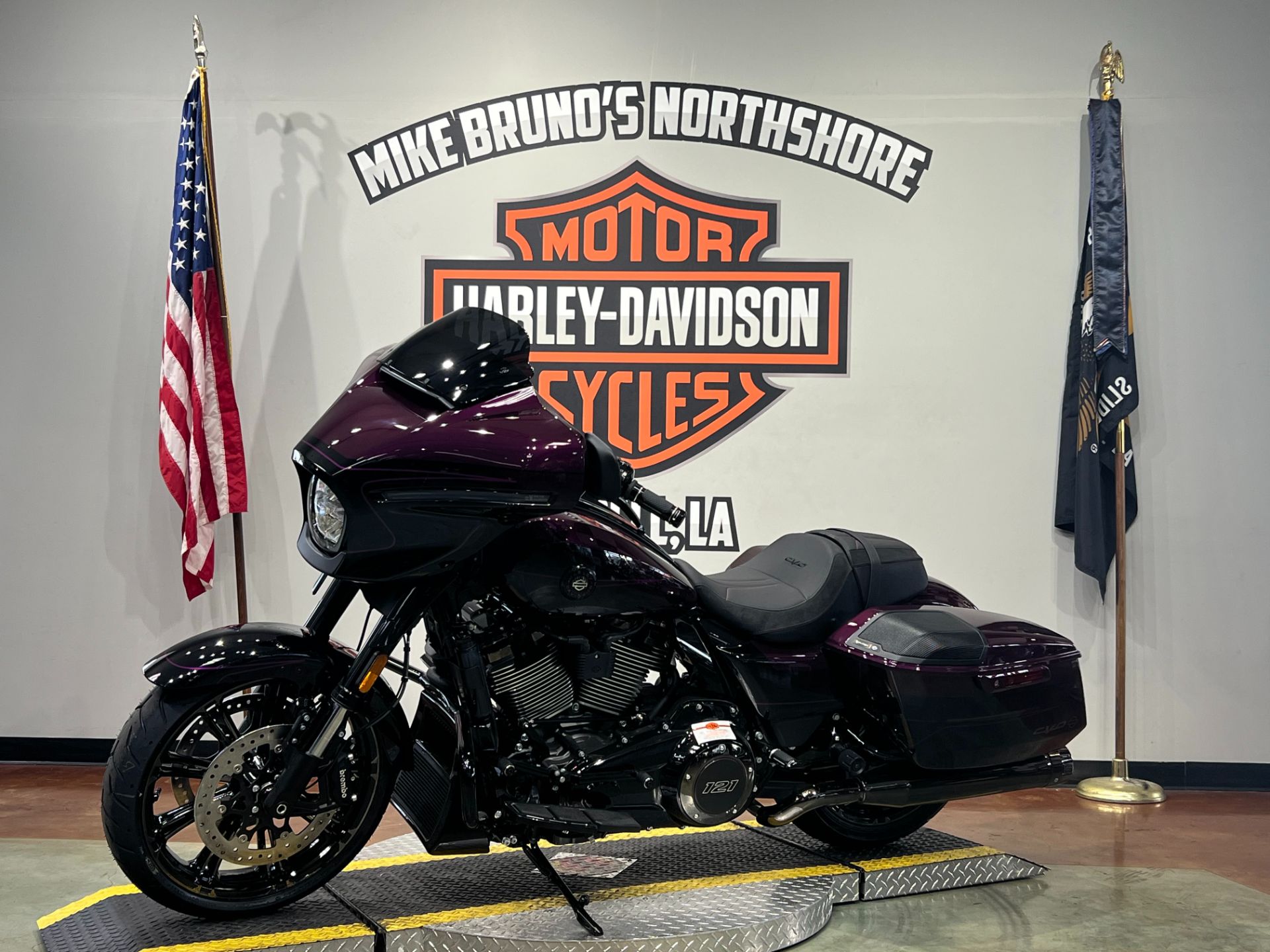 2025 Harley-Davidson CVO™ Street Glide® in Slidell, Louisiana - Photo 6