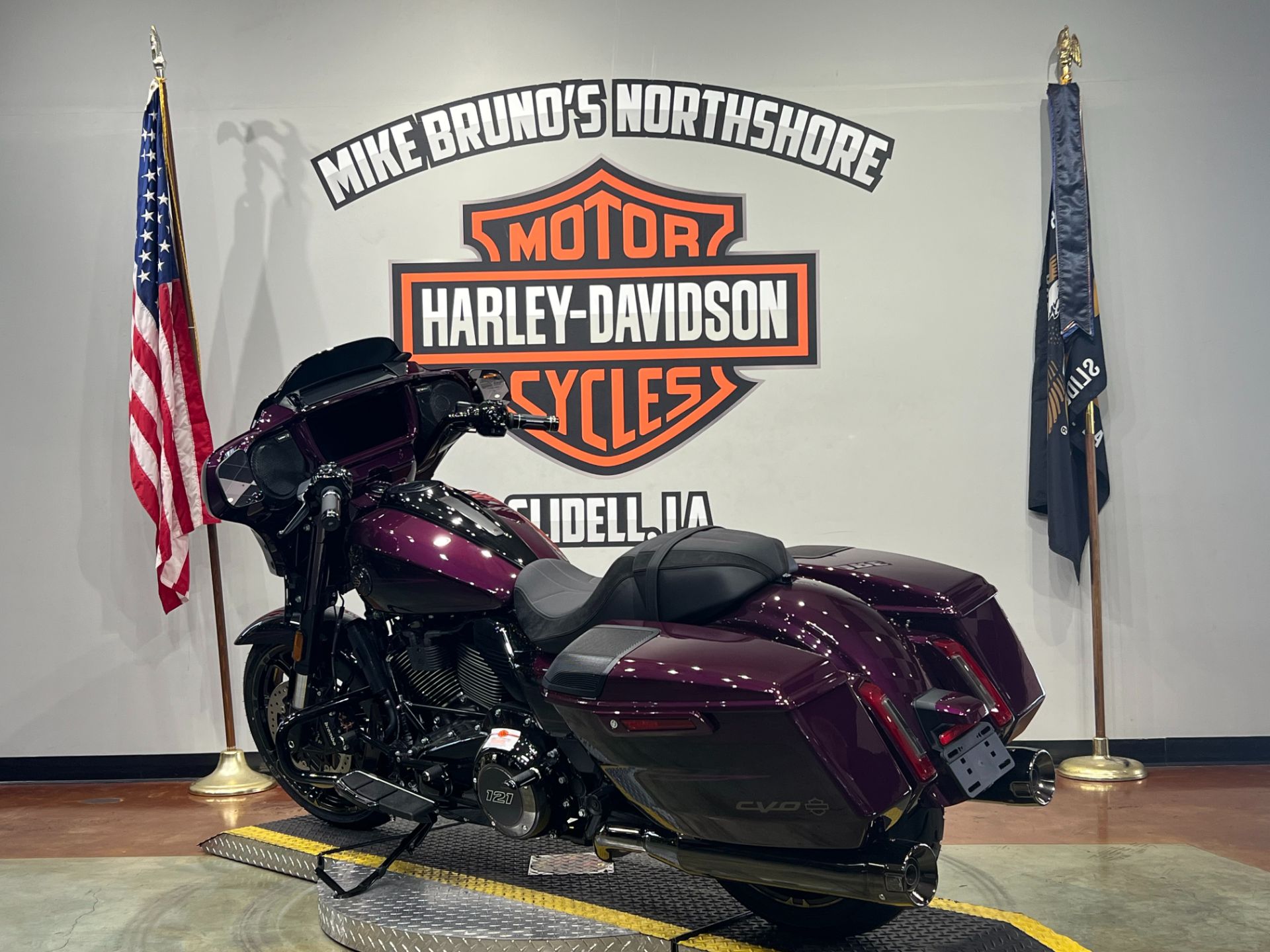 2025 Harley-Davidson CVO™ Street Glide® in Slidell, Louisiana - Photo 7
