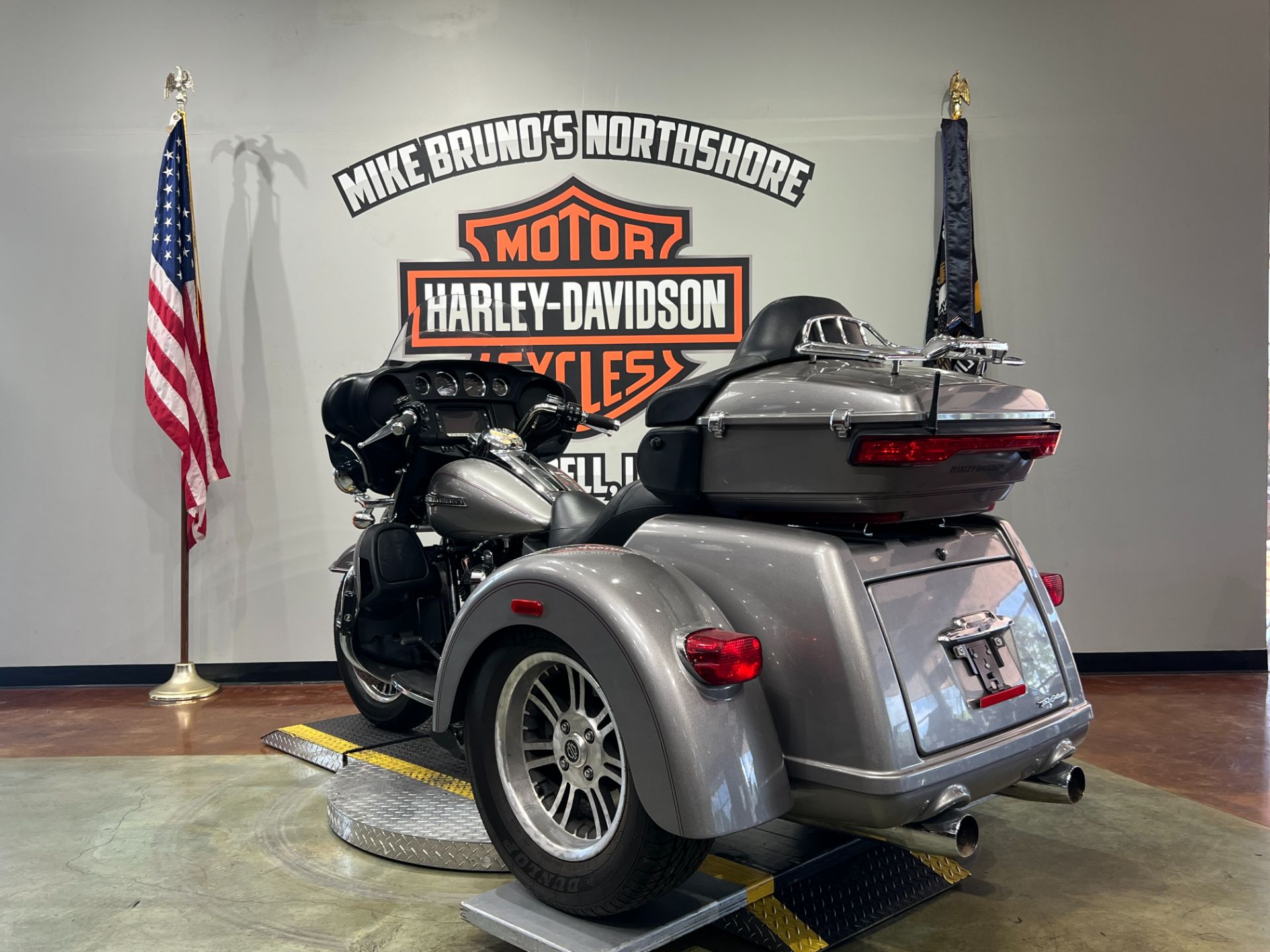 2016 Harley-Davidson Tri Glide® Ultra in Slidell, Louisiana - Photo 6