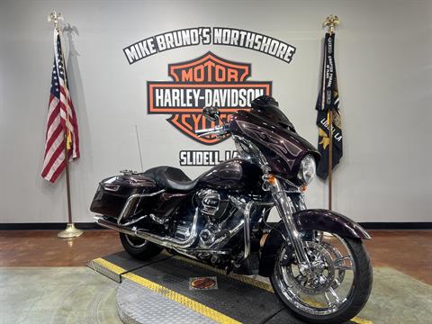 2017 Harley-Davidson Street Glide® Special in Slidell, Louisiana - Photo 2